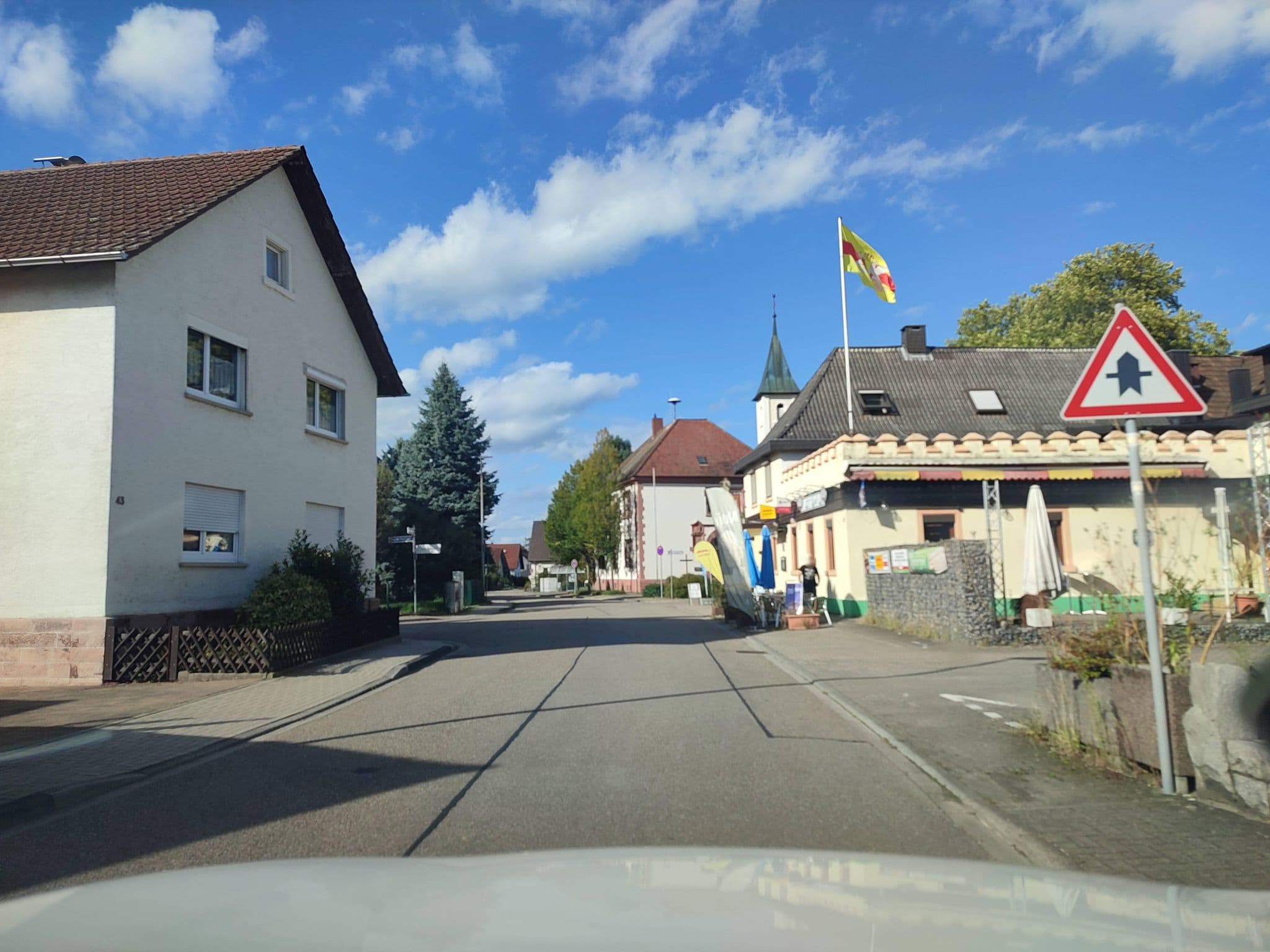 Street view near Landgasthof Engel, Ottenhofen — © karthoo (CC BY-SA · Mapillary)