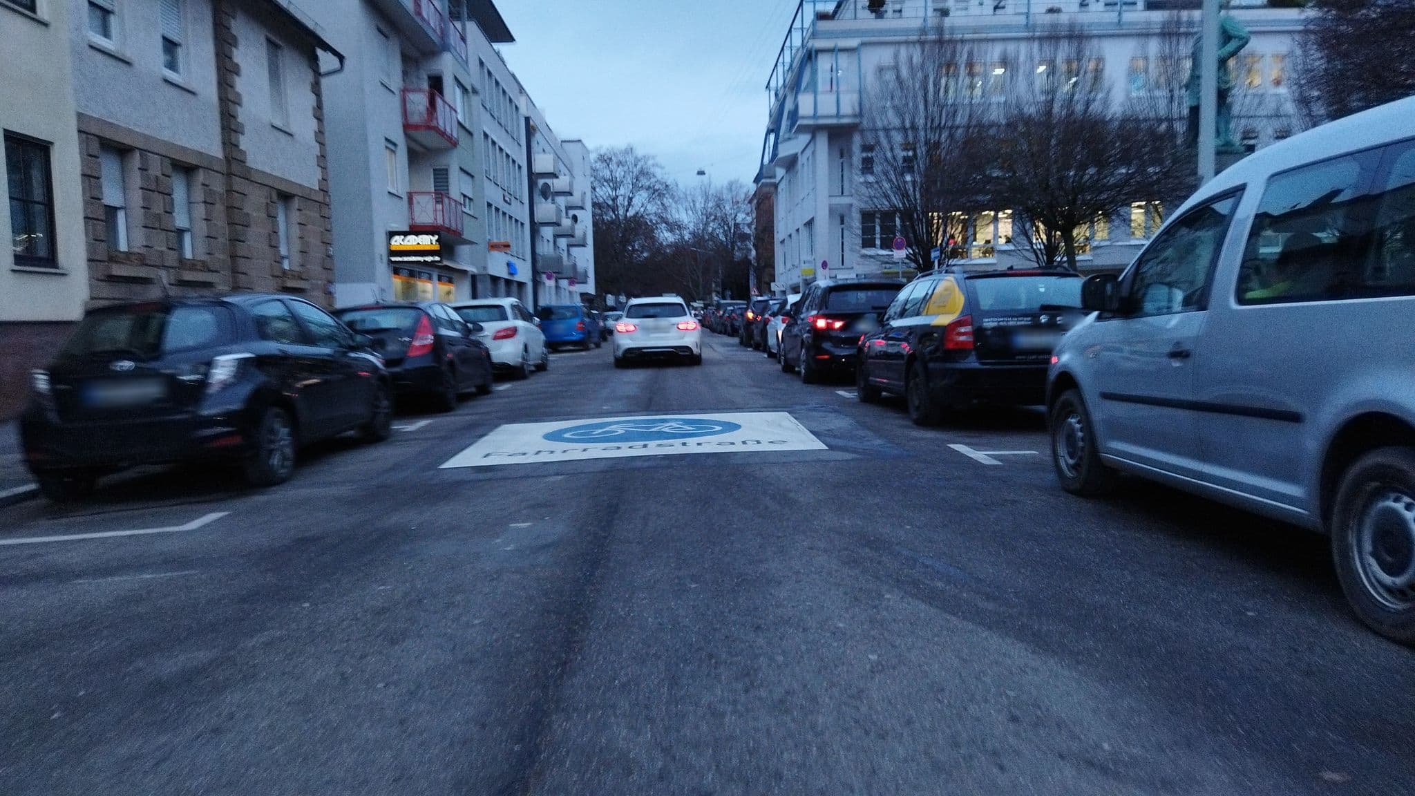 Street view near Hotel zur Post, Heilbronn — © changchun1 (CC BY-SA · Mapillary)