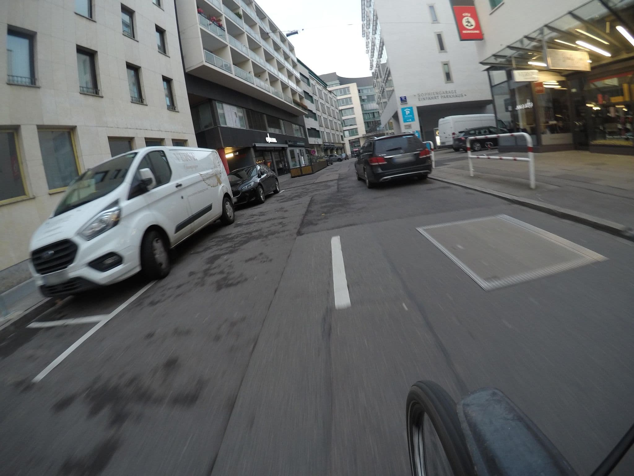 Street view near Hotel Royal, Stuttgart — © mfa (CC BY-SA · Mapillary)