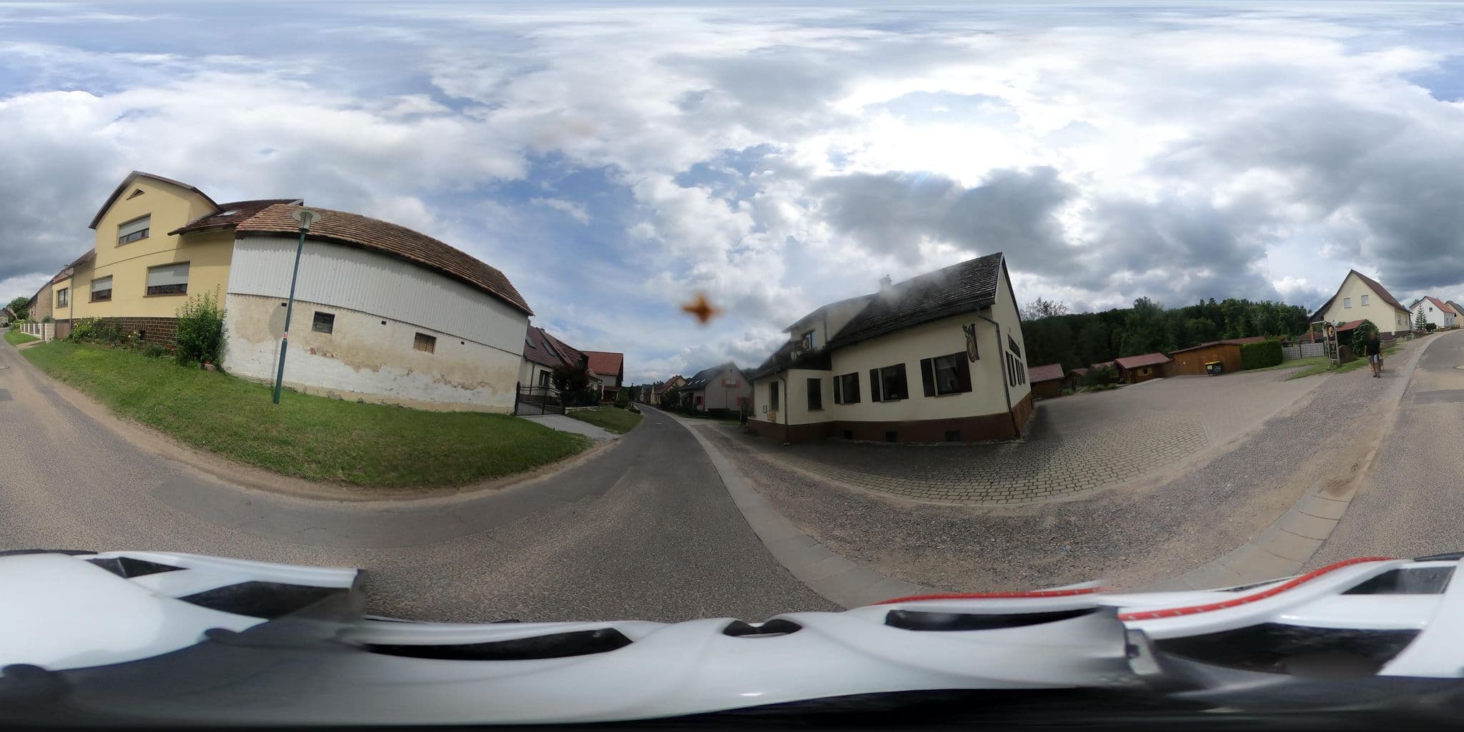 Street view near Kummerower Hof, Neuzelle — © Oderradler (CC BY-SA · Mapillary)