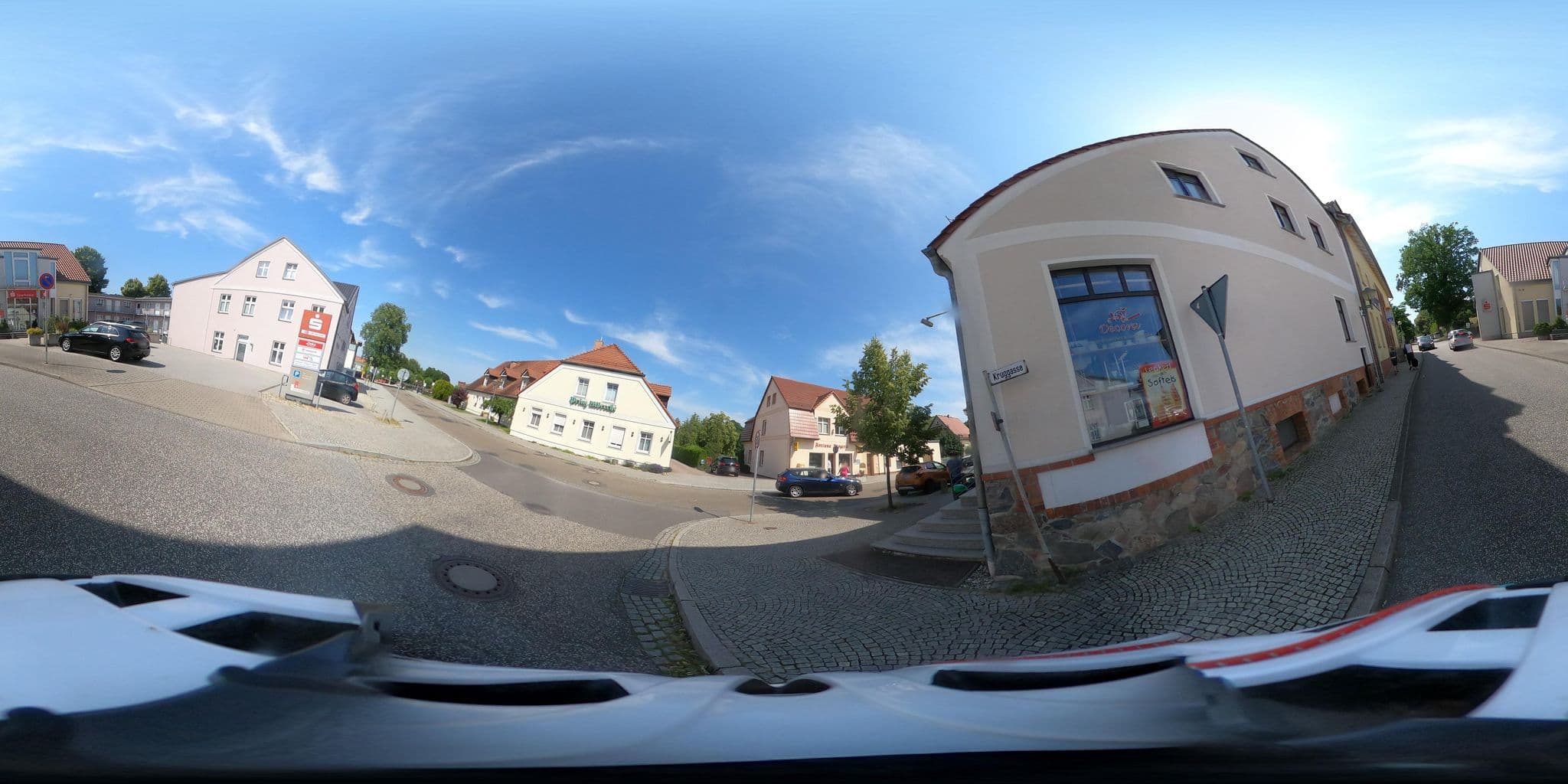 Street view near Residenz "Prinz Albrecht", Neuzelle — © Oderradler (CC BY-SA · Mapillary)