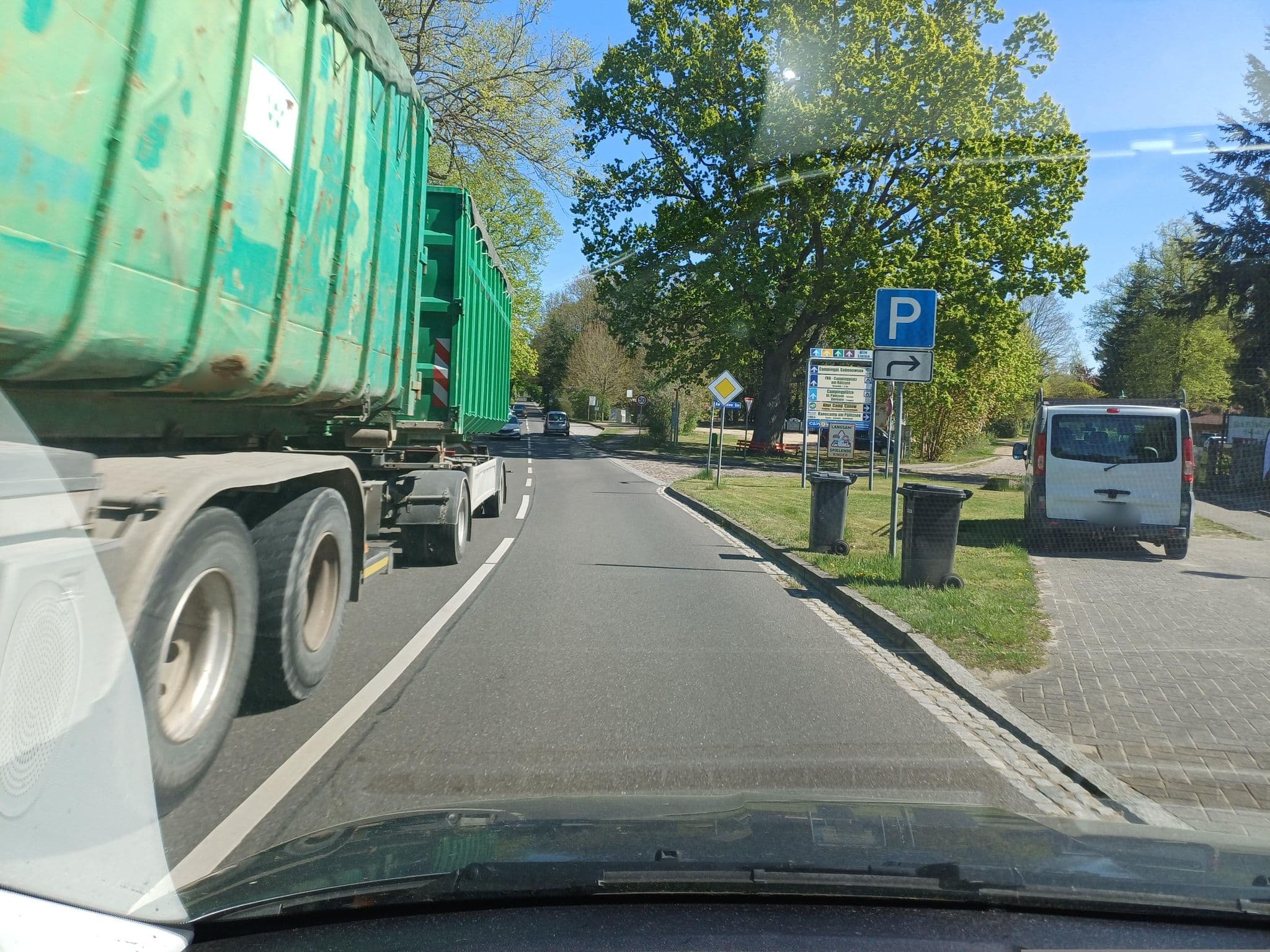 Street view near Gasthaus + Pension  Zur Schleuse, Wesenberg — © wentus (CC BY-SA · Mapillary)
