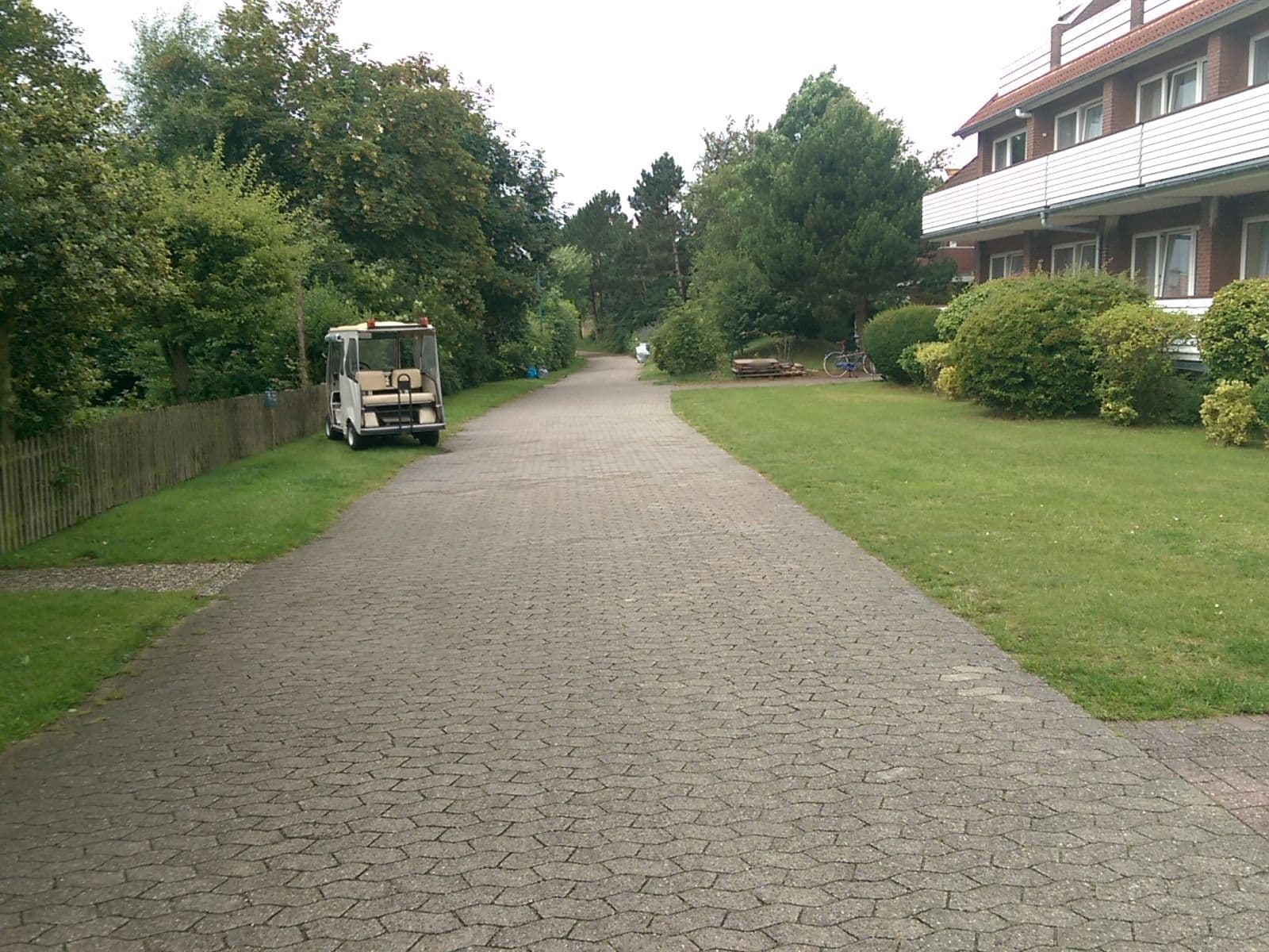 Street view near Haus Seewolf, Neuharlingersiel