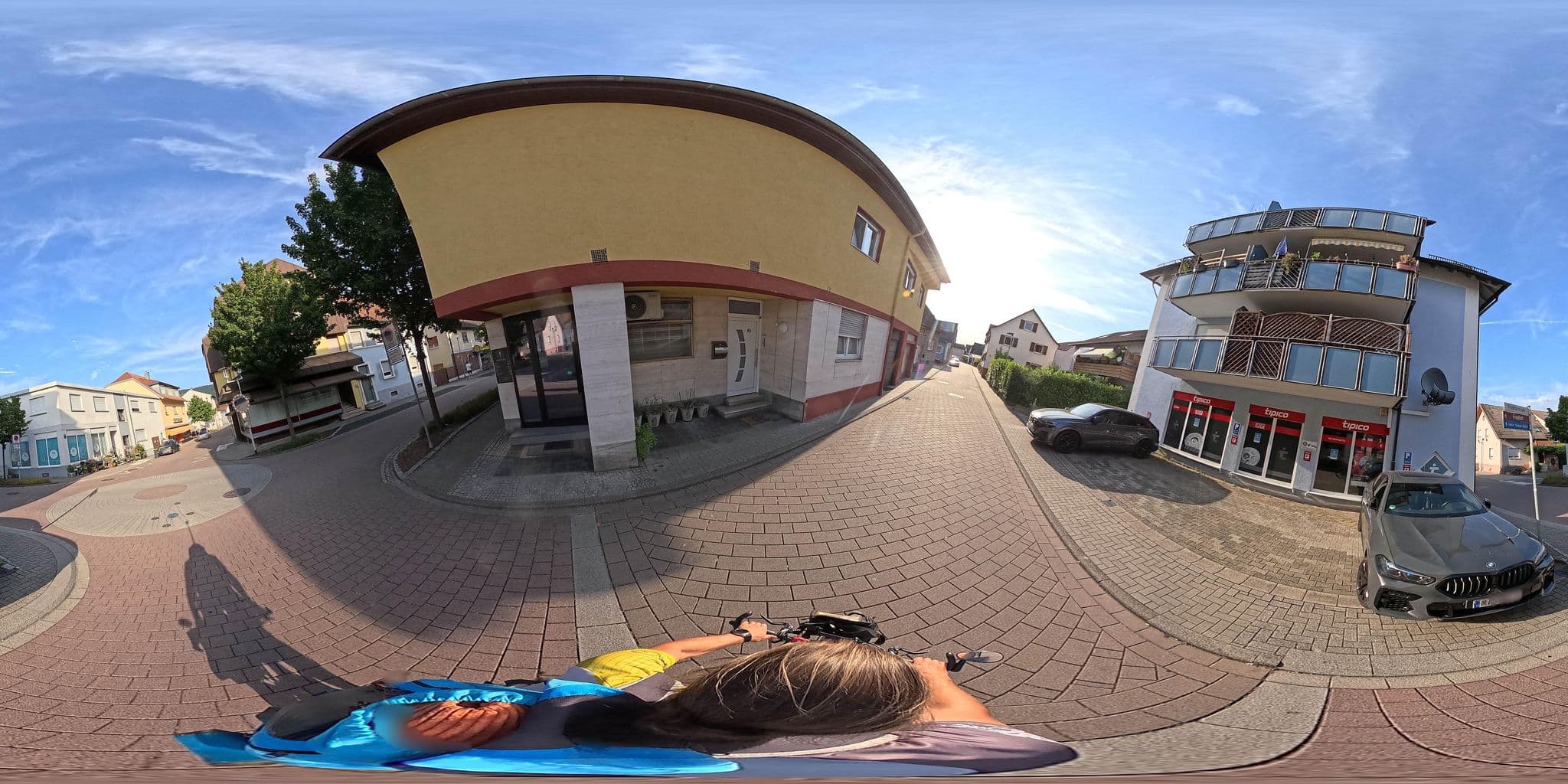 Street view near Landgasthof Ochsen, Sinzheim — © karthoo (CC BY-SA · Mapillary)