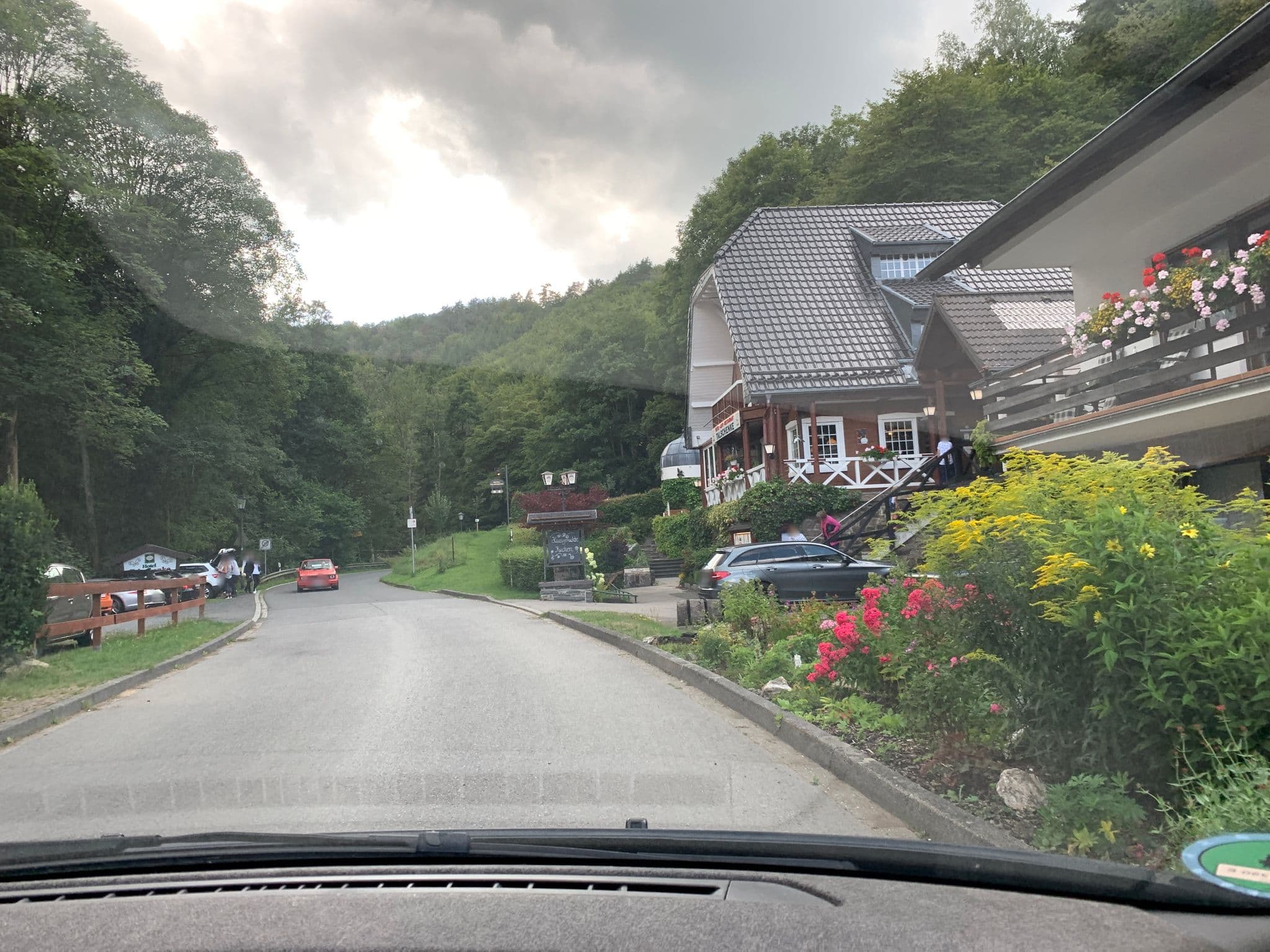 Street view near Hotel Talschenke, Simmerath — © noel (CC BY-SA · Mapillary)