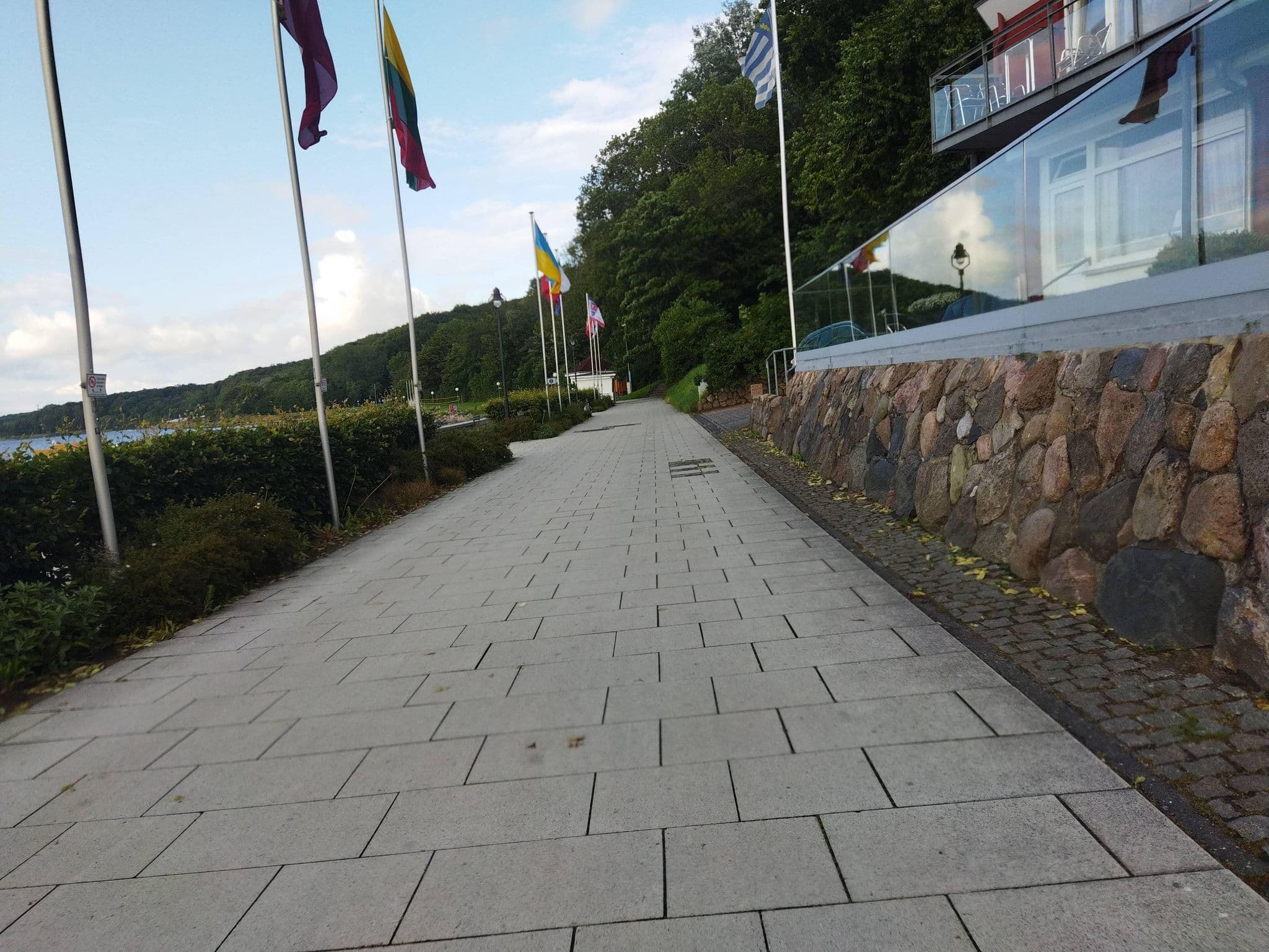 Street view near Zur Schönen Aussicht, Heikendorf — © changchun1 (CC BY-SA · Mapillary)