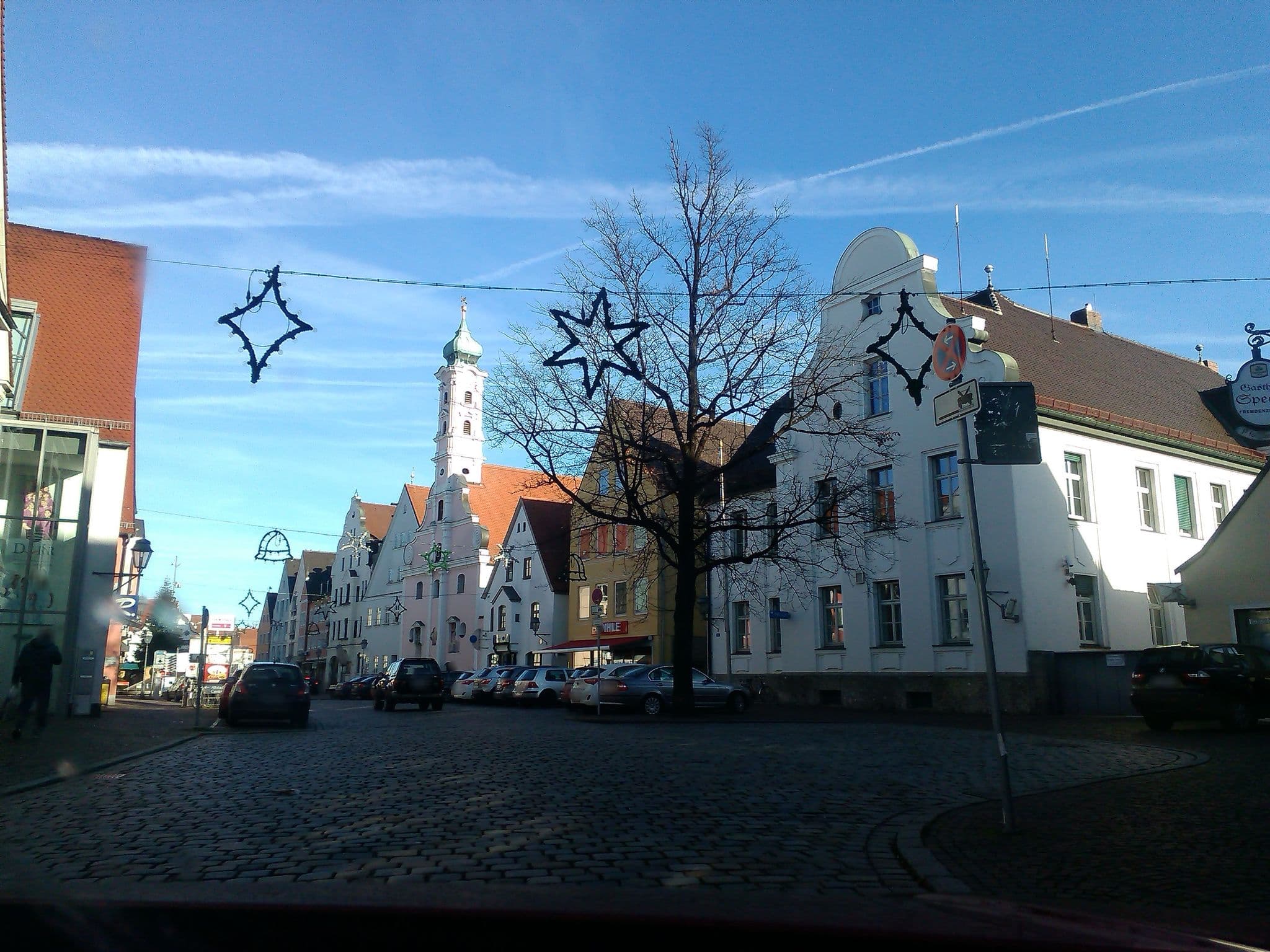 Street view near Hotel Gasthof Specht, Aichach — © maturion (CC BY-SA · Mapillary)