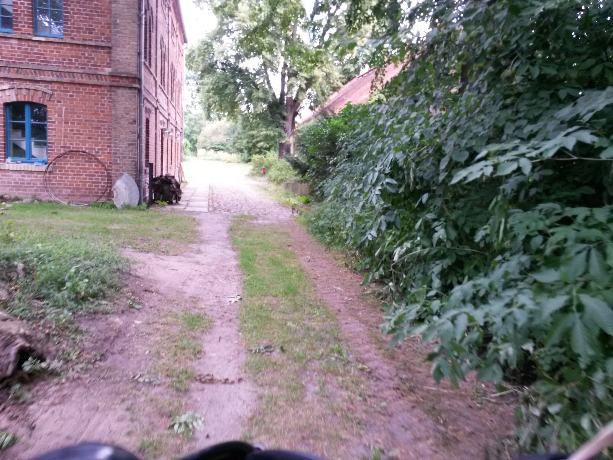 Street view near Seminarhaus Breitenteicher Mühle, Angermünde — © rausk (CC BY-SA · Mapillary)