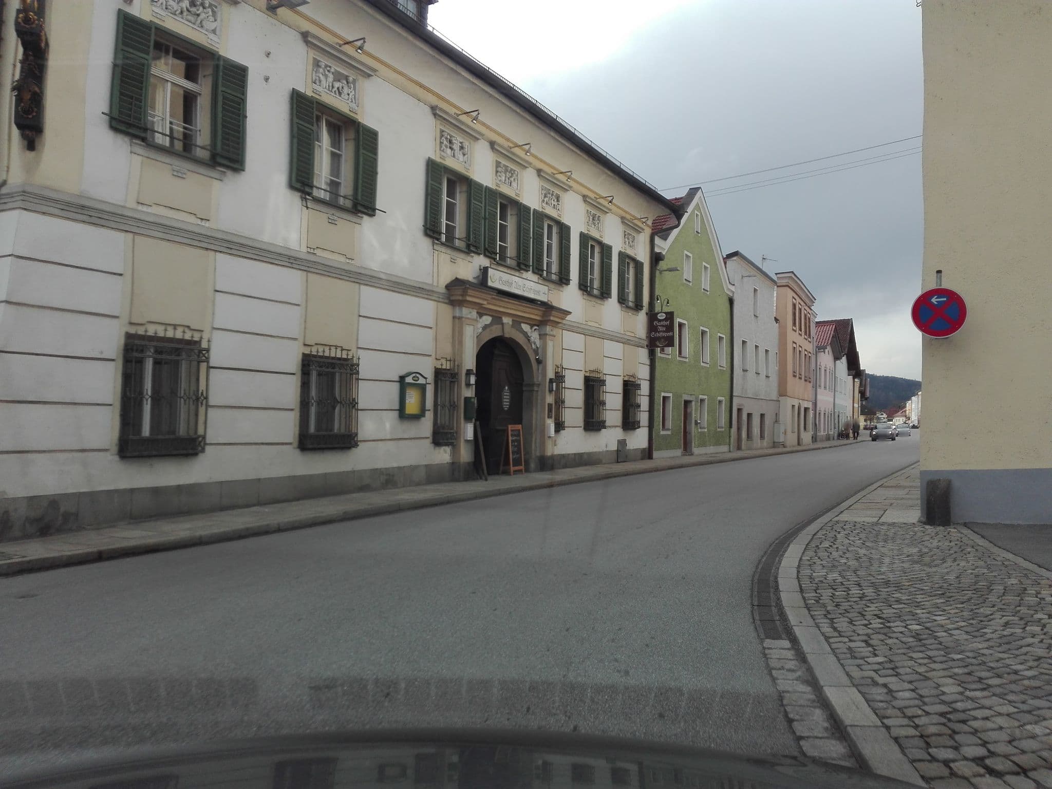 Street view near Alte Schiffspost, Obernzell — © suriv (CC BY-SA · Mapillary)