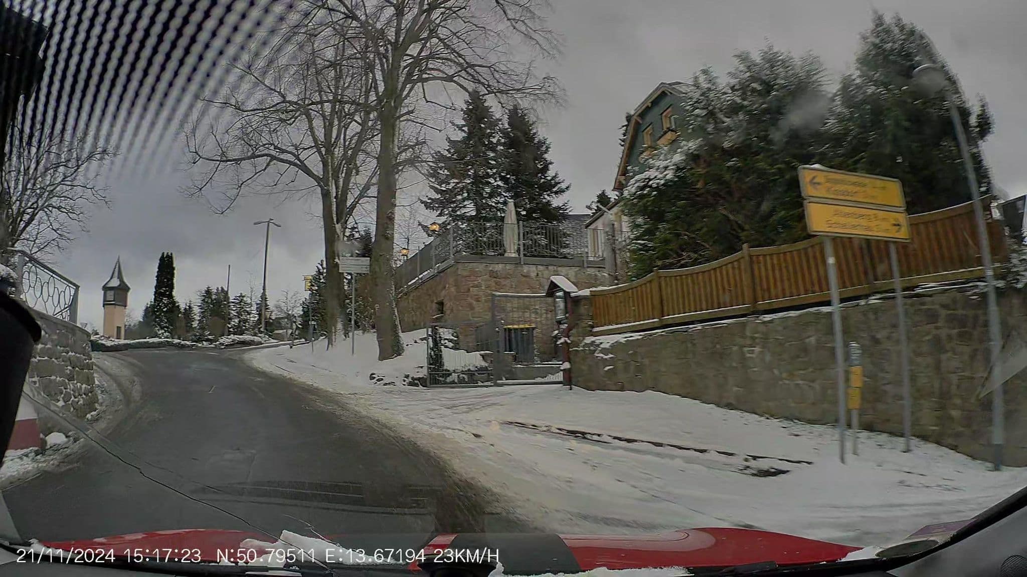 Street view near Pension Sartor, Schmiedeberg — © AR88 (CC BY-SA · Mapillary)