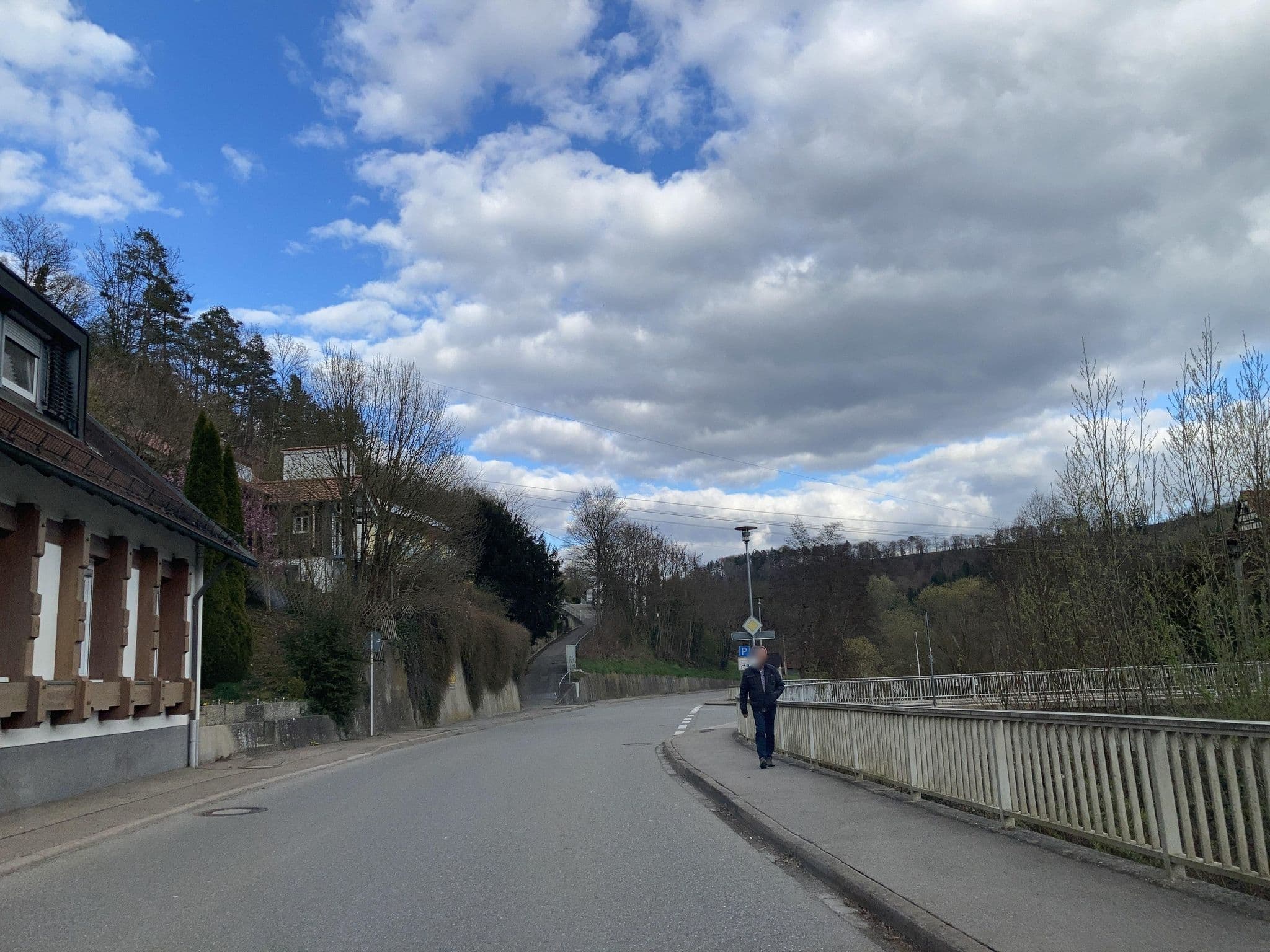 Street view near Hotel Kaiser, Sulz am Neckar — © tasmaniadevil (CC BY-SA · Mapillary)
