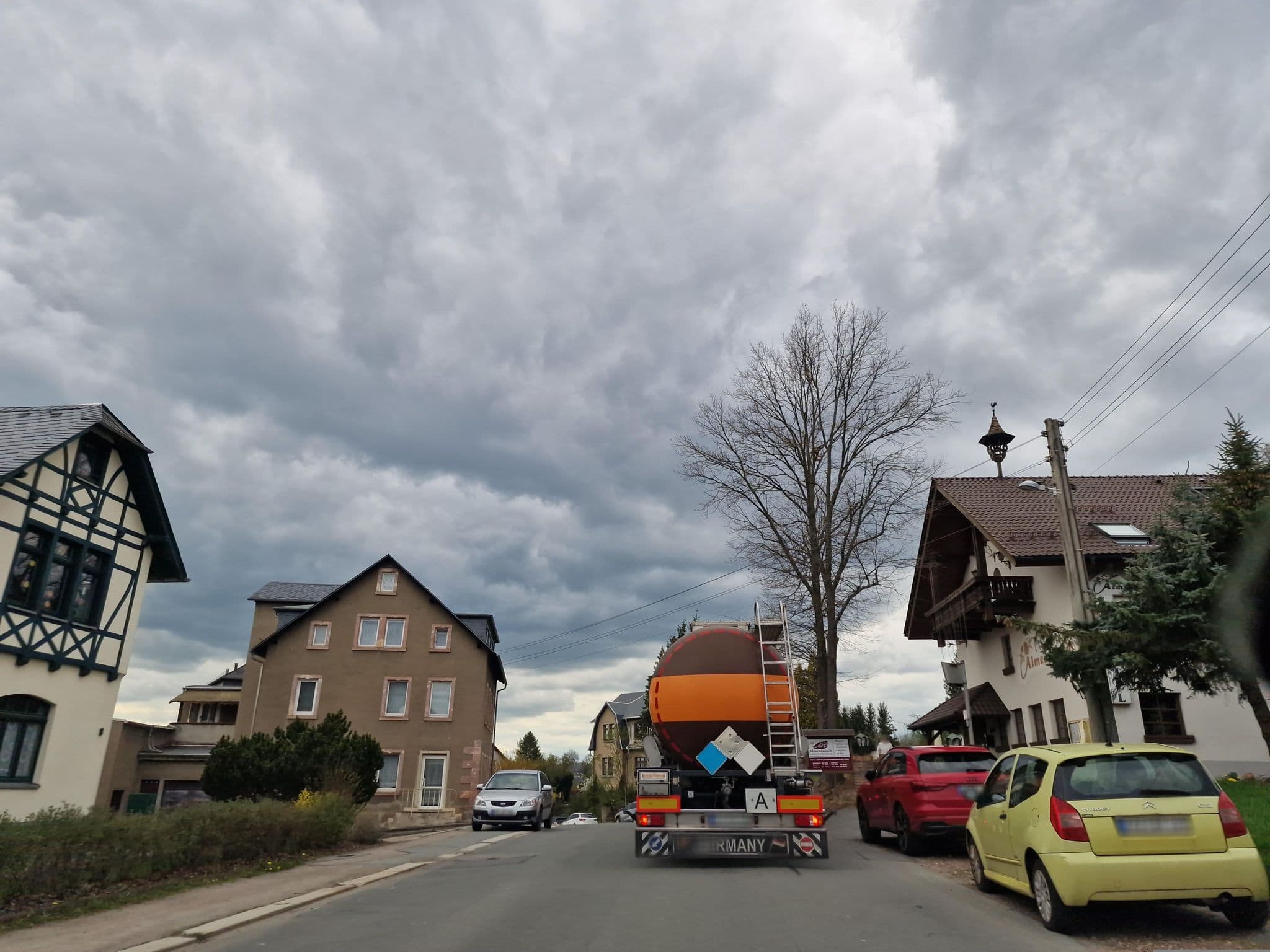 Street view near Almenrausch, Jahnsdorf — © canislupus (CC BY-SA · Mapillary)