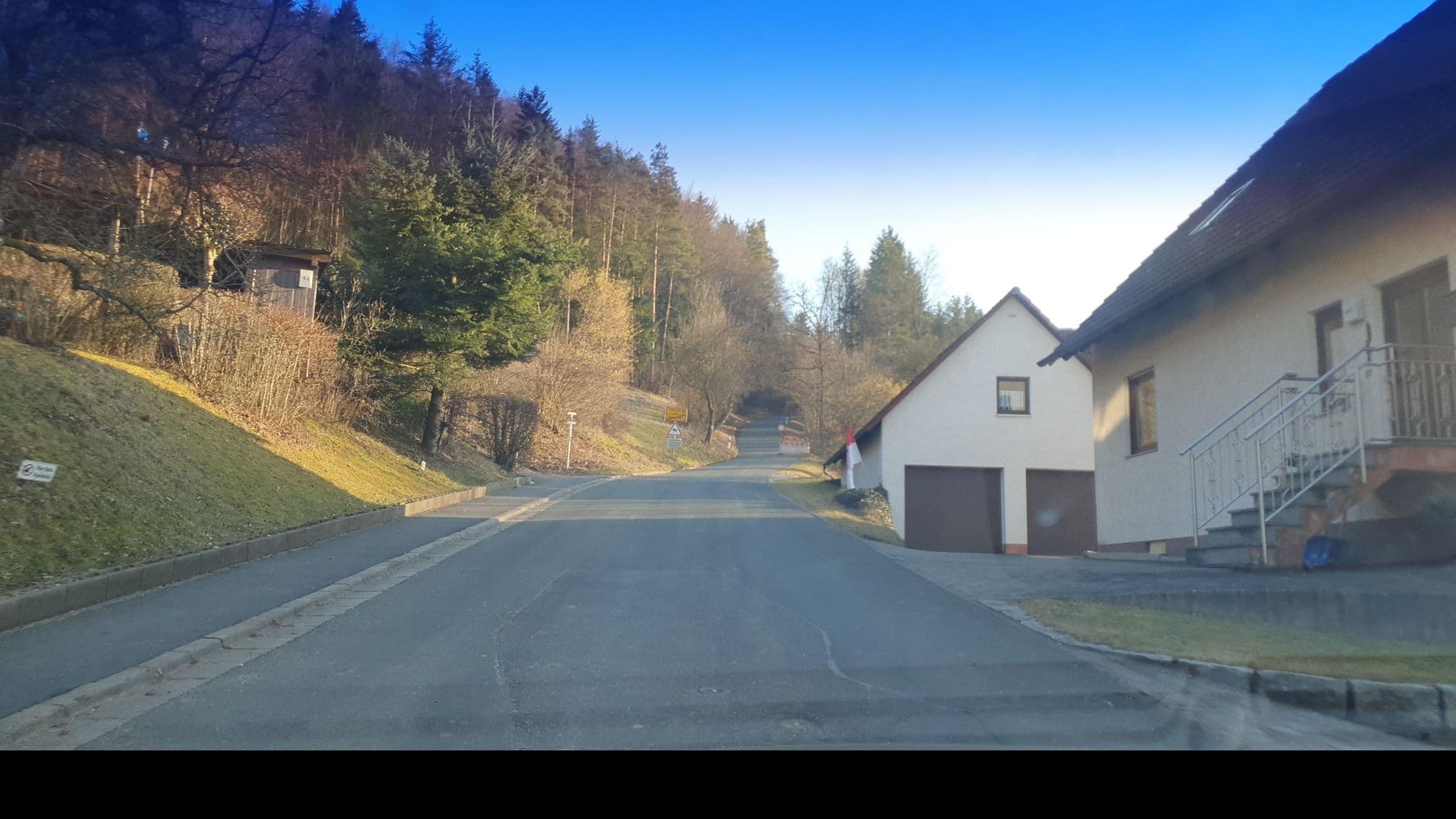 Street view near Frühstücks-Pension Leicht, Unterleinleiter — © r66 (CC BY-SA · Mapillary)