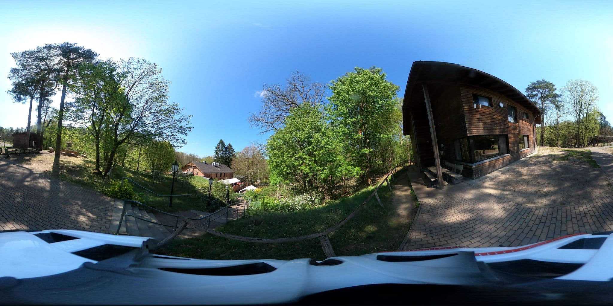 Street view near Haus 1 "Vogelnest", Mixdorf — © Oderradler (CC BY-SA · Mapillary)