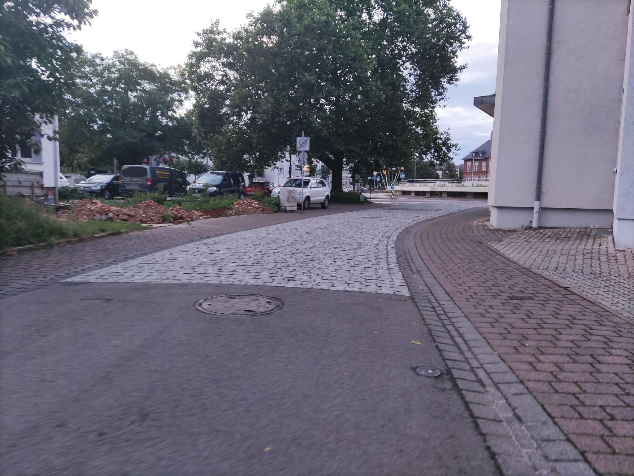 Street view near Park-Hotel Saarlouis, Saarlouis — © lokilech (CC BY-SA · Mapillary)