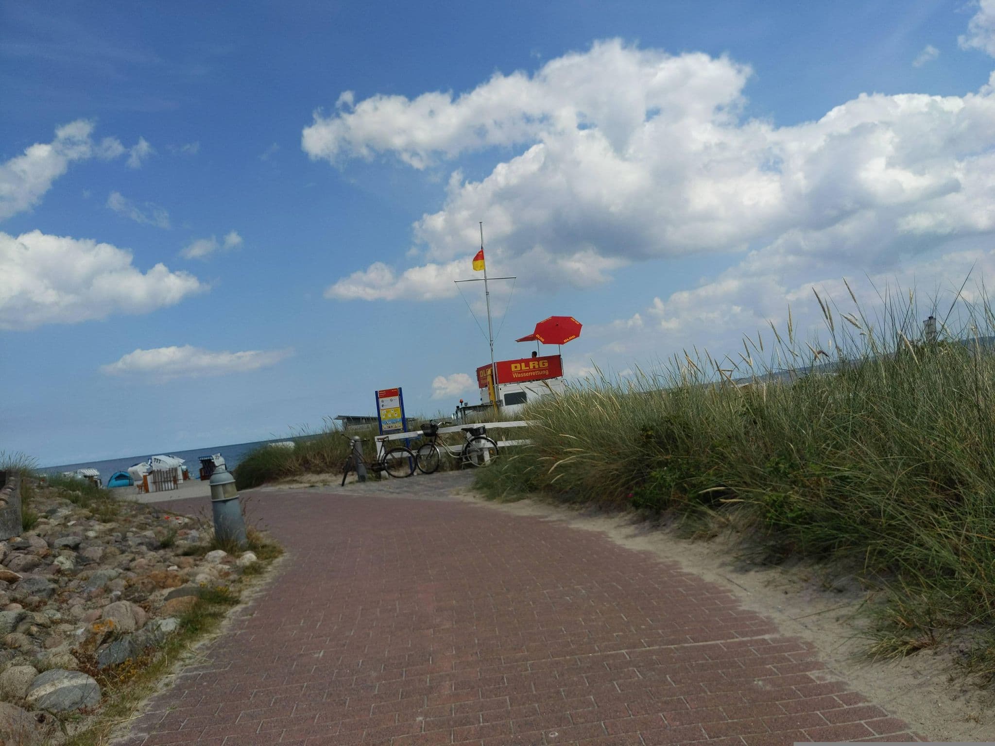 Street view near Luv und Lee, Blekendorf — © rasmustravemnd (CC BY-SA · Mapillary)