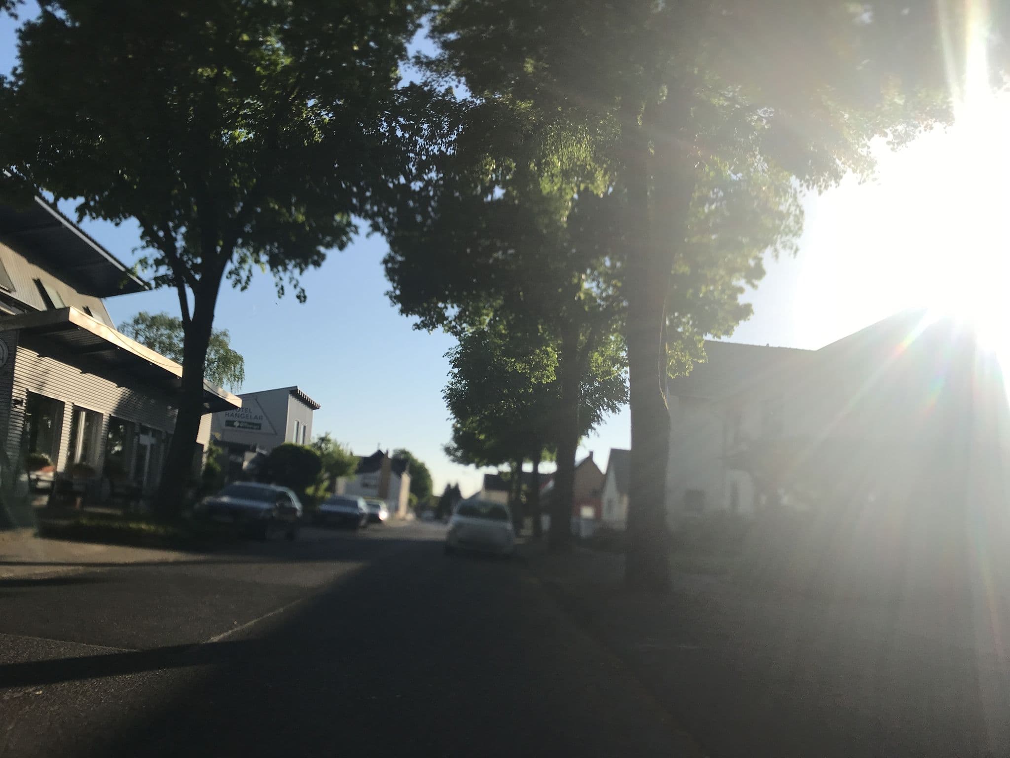 Street view near Hotel Hangelar, Sankt Augustin — © nohn (CC BY-SA · Mapillary)
