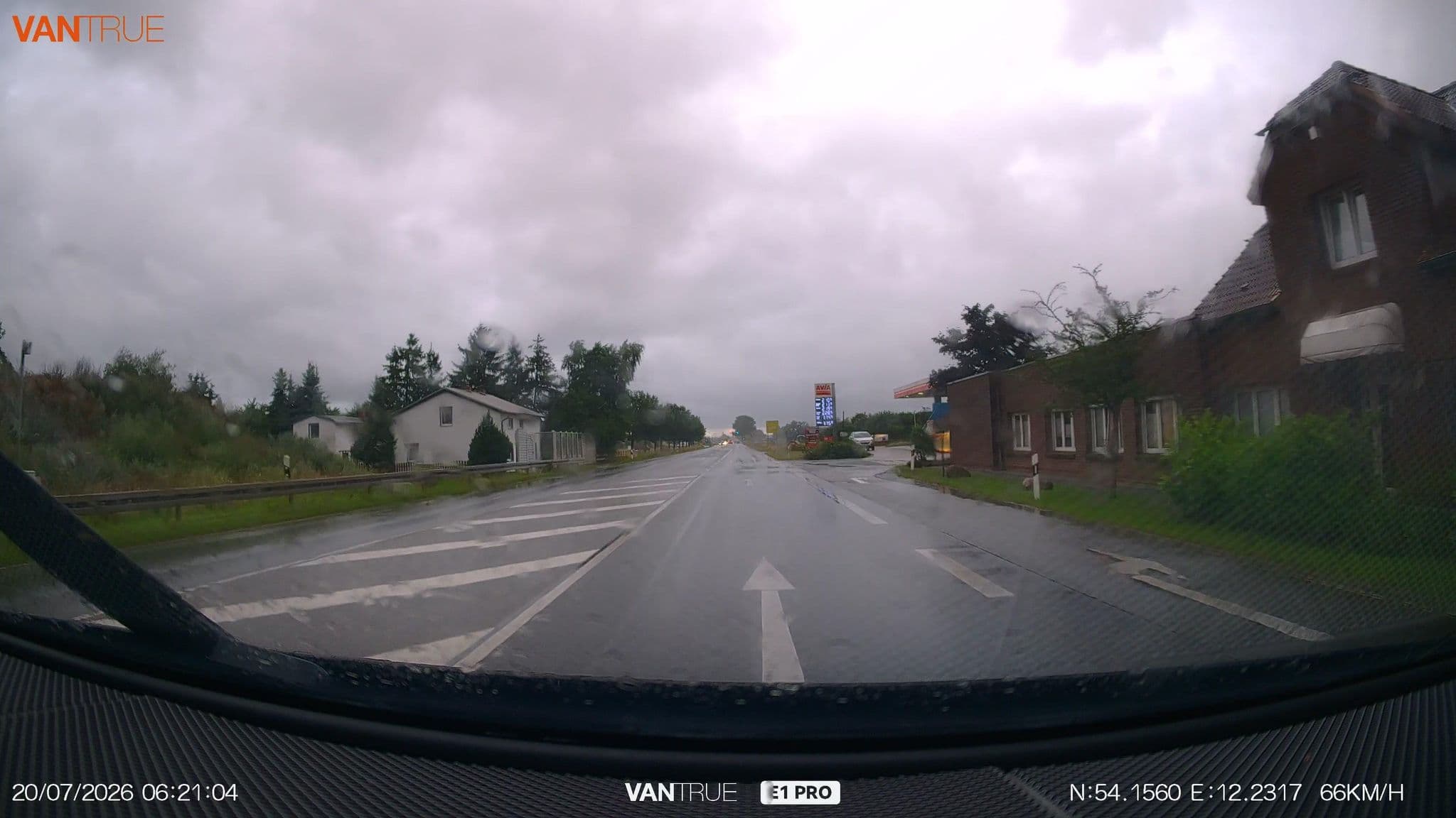 Street view near Pension Heini, Mönchhagen — © LordOslo (CC BY-SA · Mapillary)