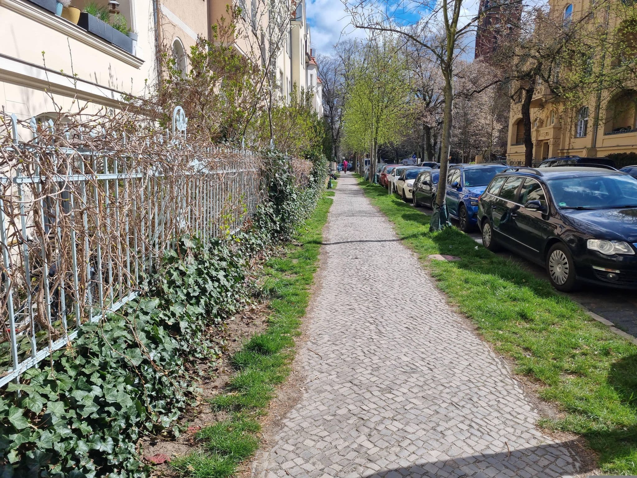 Street view near Altes Haus, Potsdam — © dsmm (CC BY-SA · Mapillary)