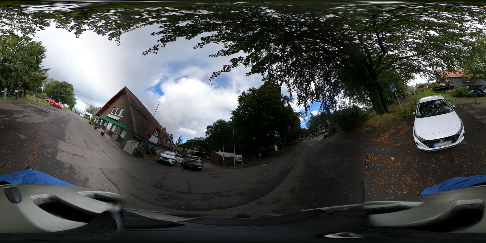 Street view near Berggasthof Hoherodskopf, Schotten — © tmka (CC BY-SA · Mapillary)