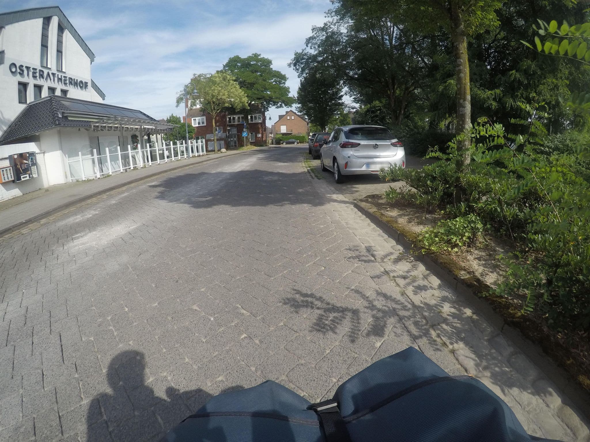 Street view near Osterather Hof, Fischeln — © mfa (CC BY-SA · Mapillary)