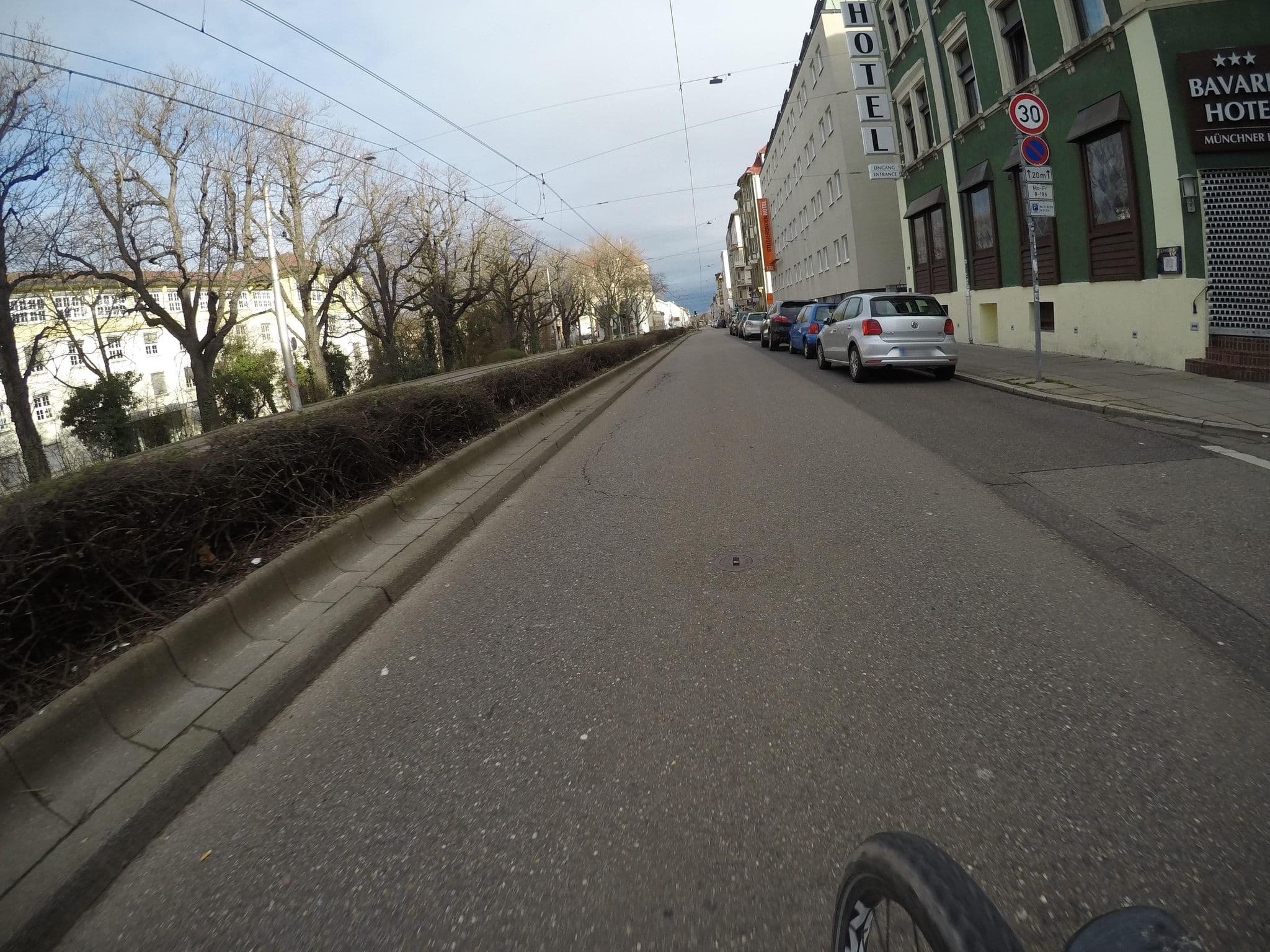 Street view near Bavaria Hotel Münchner Hof, Stuttgart-Ost — © mfa (CC BY-SA · Mapillary)