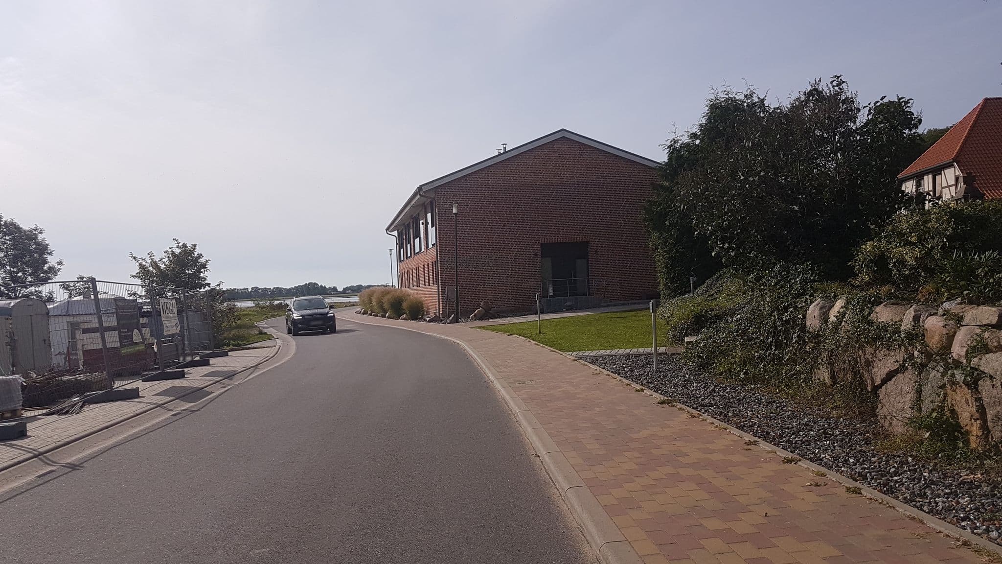 Street view near Am Focker Strom, Gingst — © snowdiver (CC BY-SA · Mapillary)