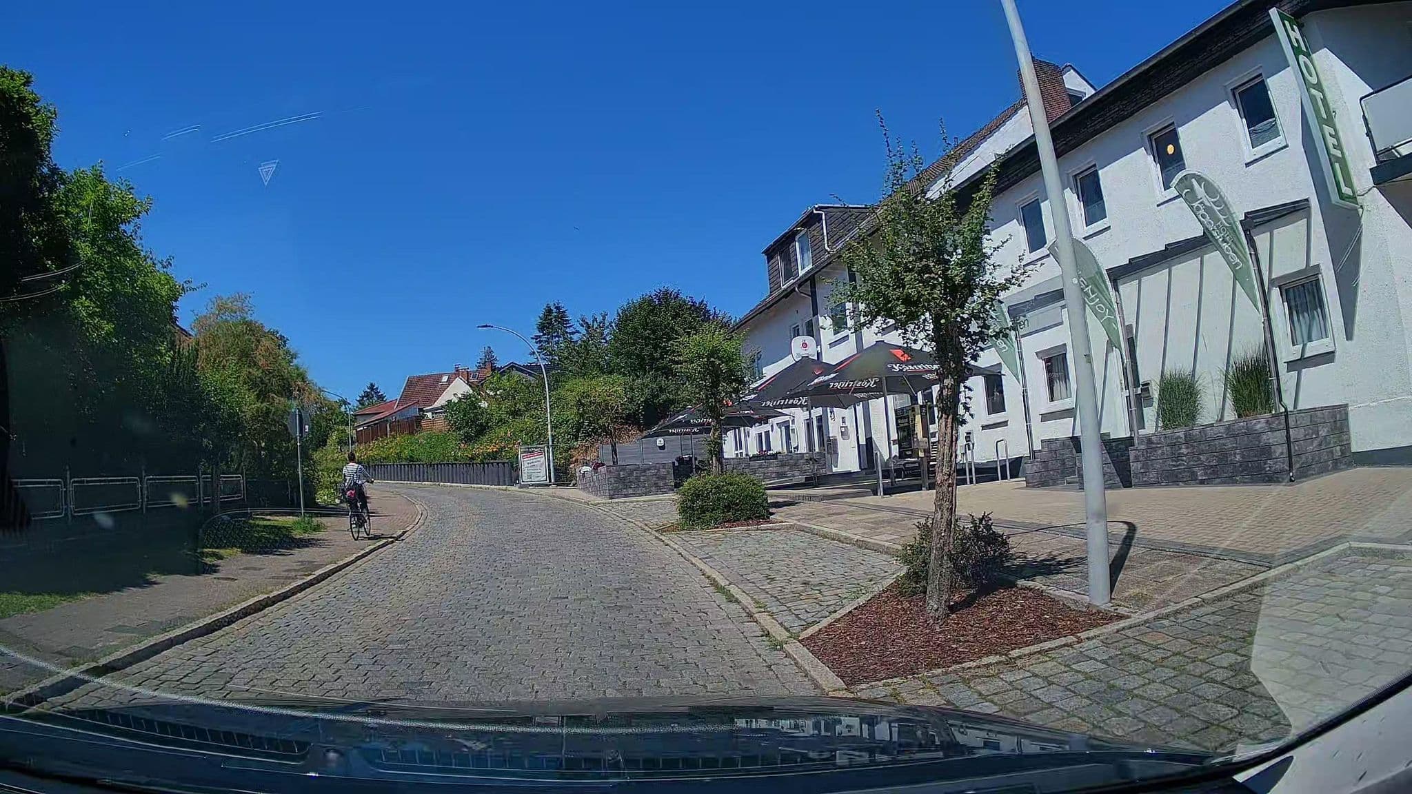 Street view near Hotel-Restaurant Jägerstuben, Ritterhude — © StefanS79 (CC BY-SA · Mapillary)
