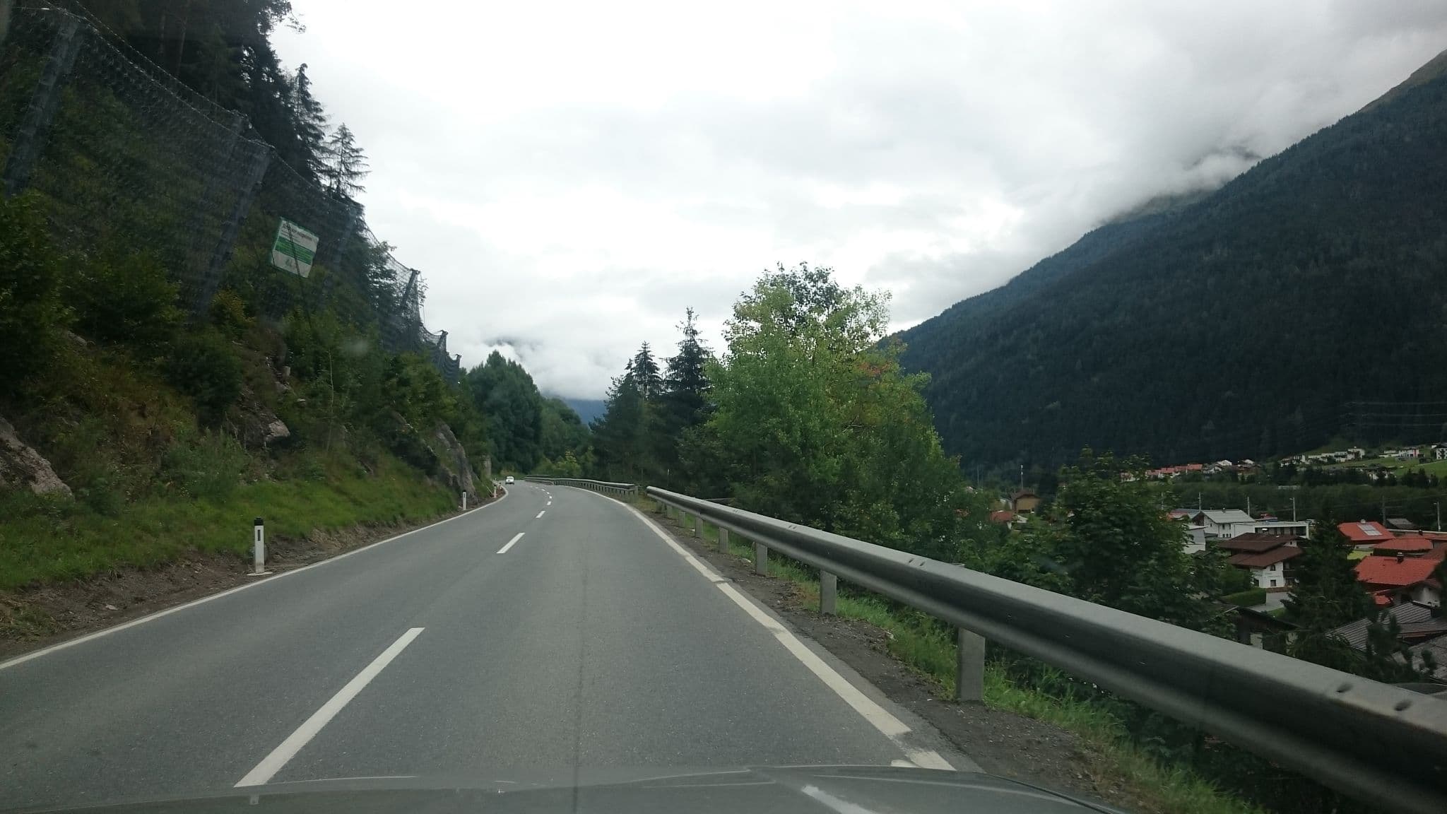 Street view near Landhaus Falch, Pettneu