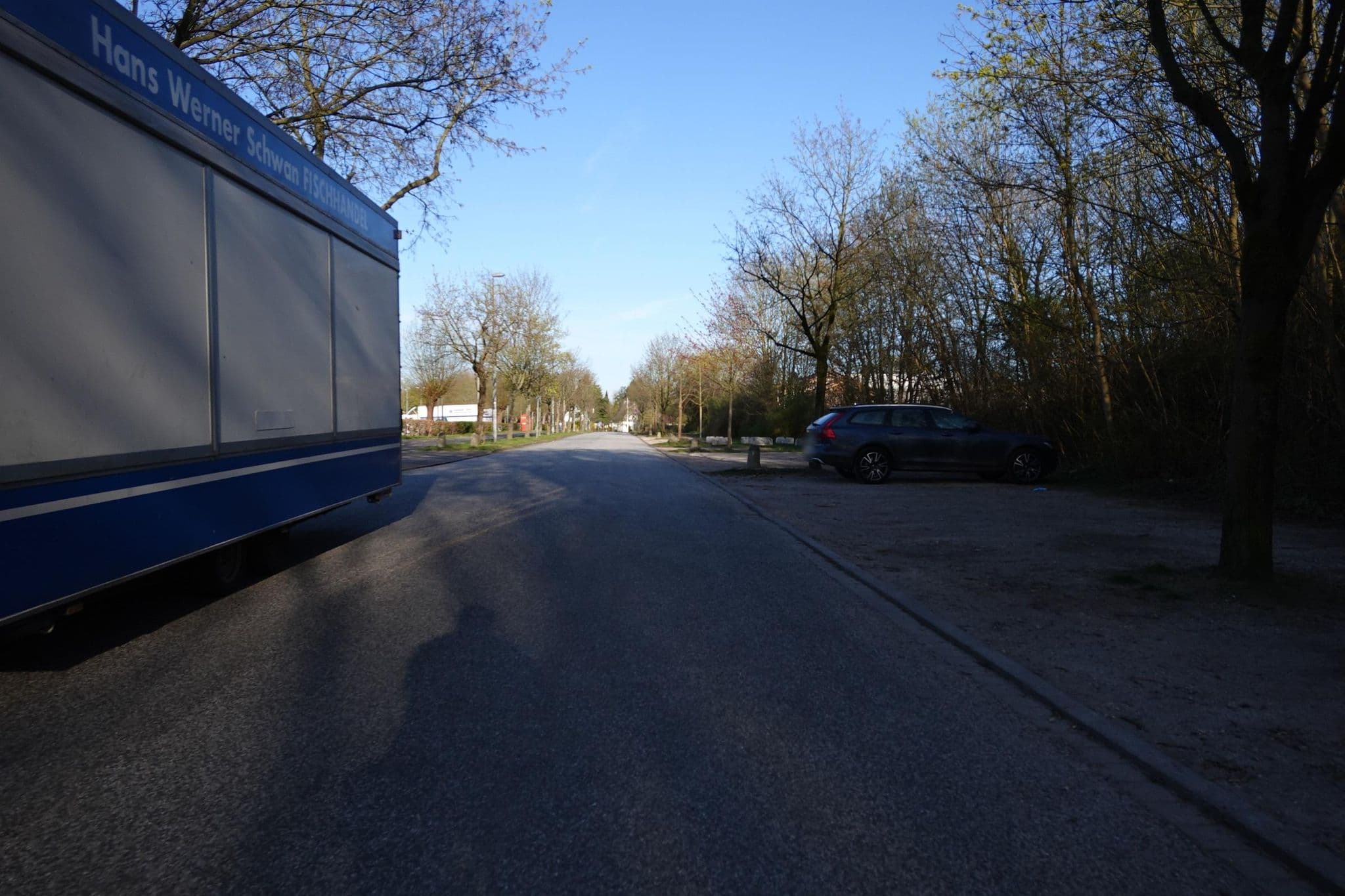 Street view near Die Badebucht, Wedel — © kaycle (CC BY-SA · Mapillary)