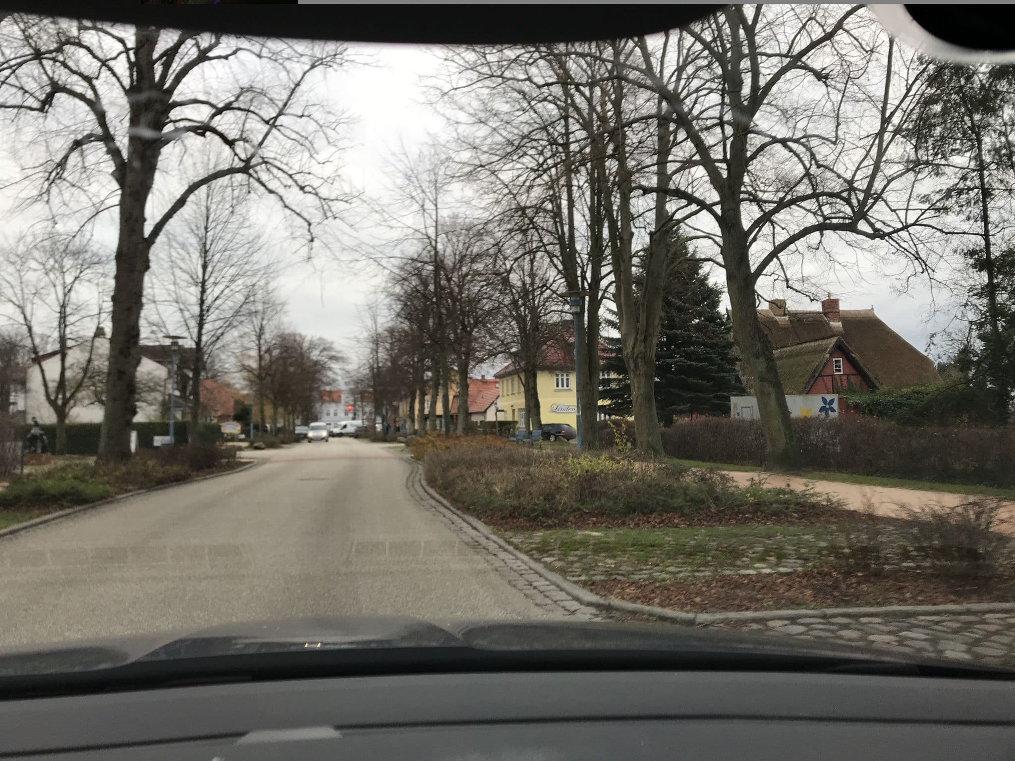 Street view near Captain's Corner, Ostseebad Dierhagen — © atze777 (CC BY-SA · Mapillary)