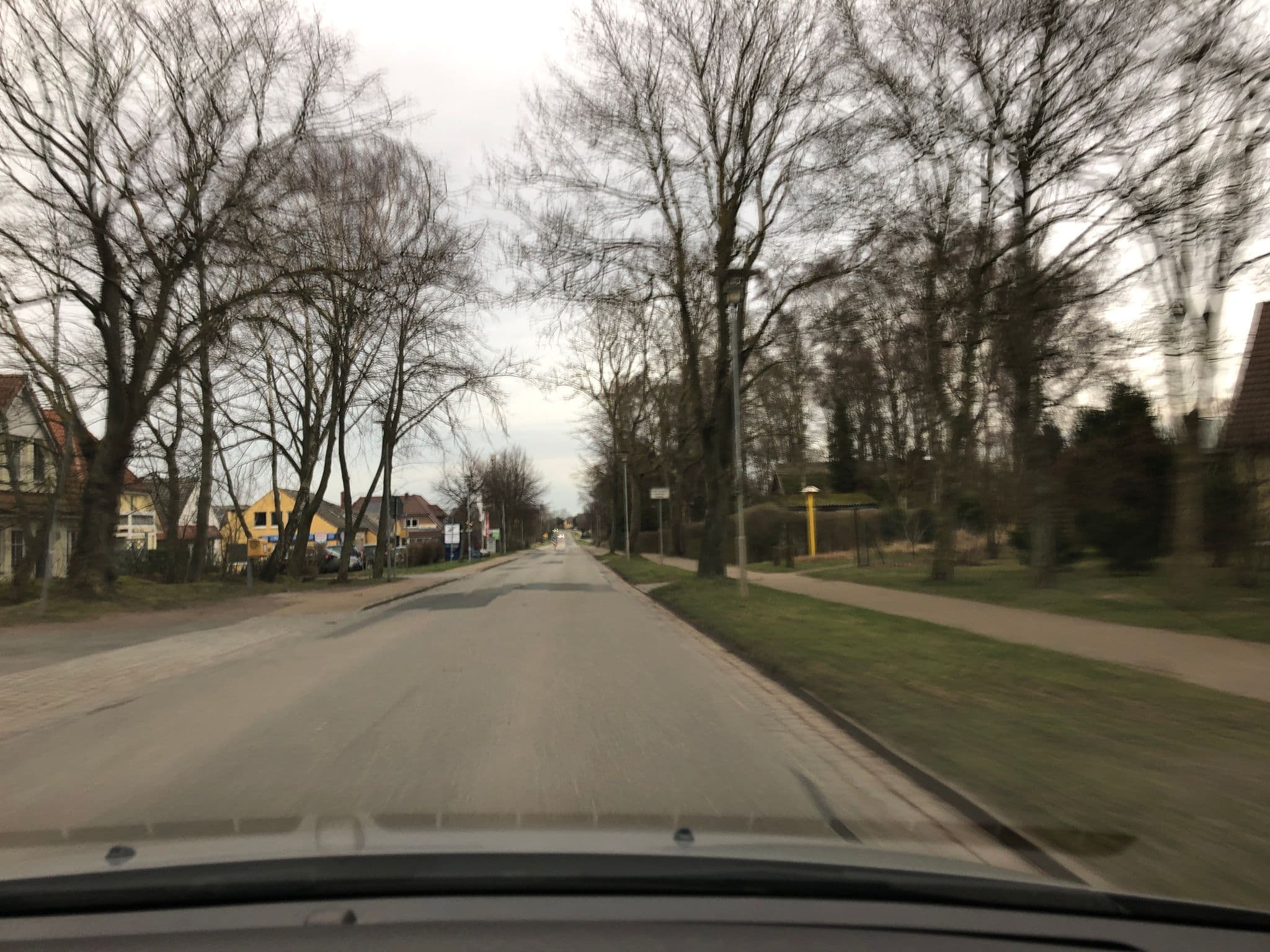 Street view near Wohnpark Schmiedestraße, Ostseebad Dierhagen — © bejotel (CC BY-SA · Mapillary)