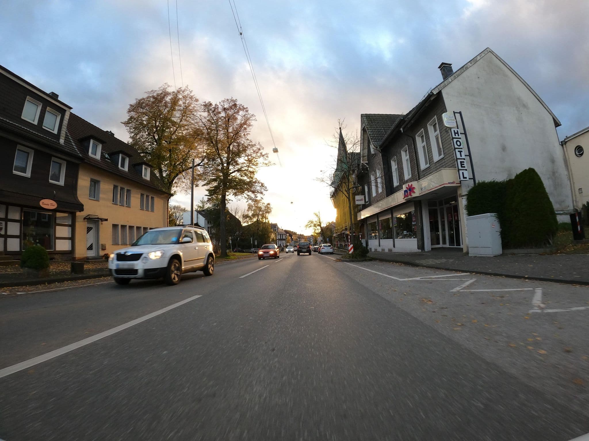 Street view near Hotel zur Post, Solingen — © phitec (CC BY-SA · Mapillary)