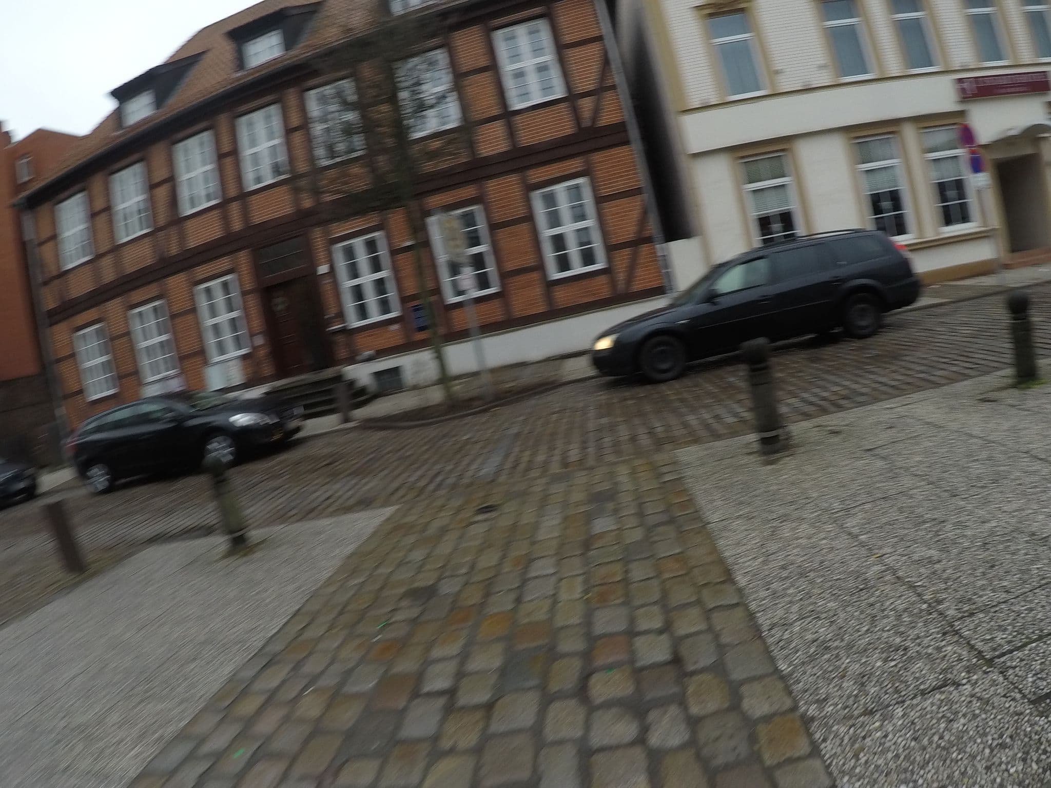 Street view near Altstadthotel Harburg, Harburg — © veloroute_hamburg (CC BY-SA · Mapillary)