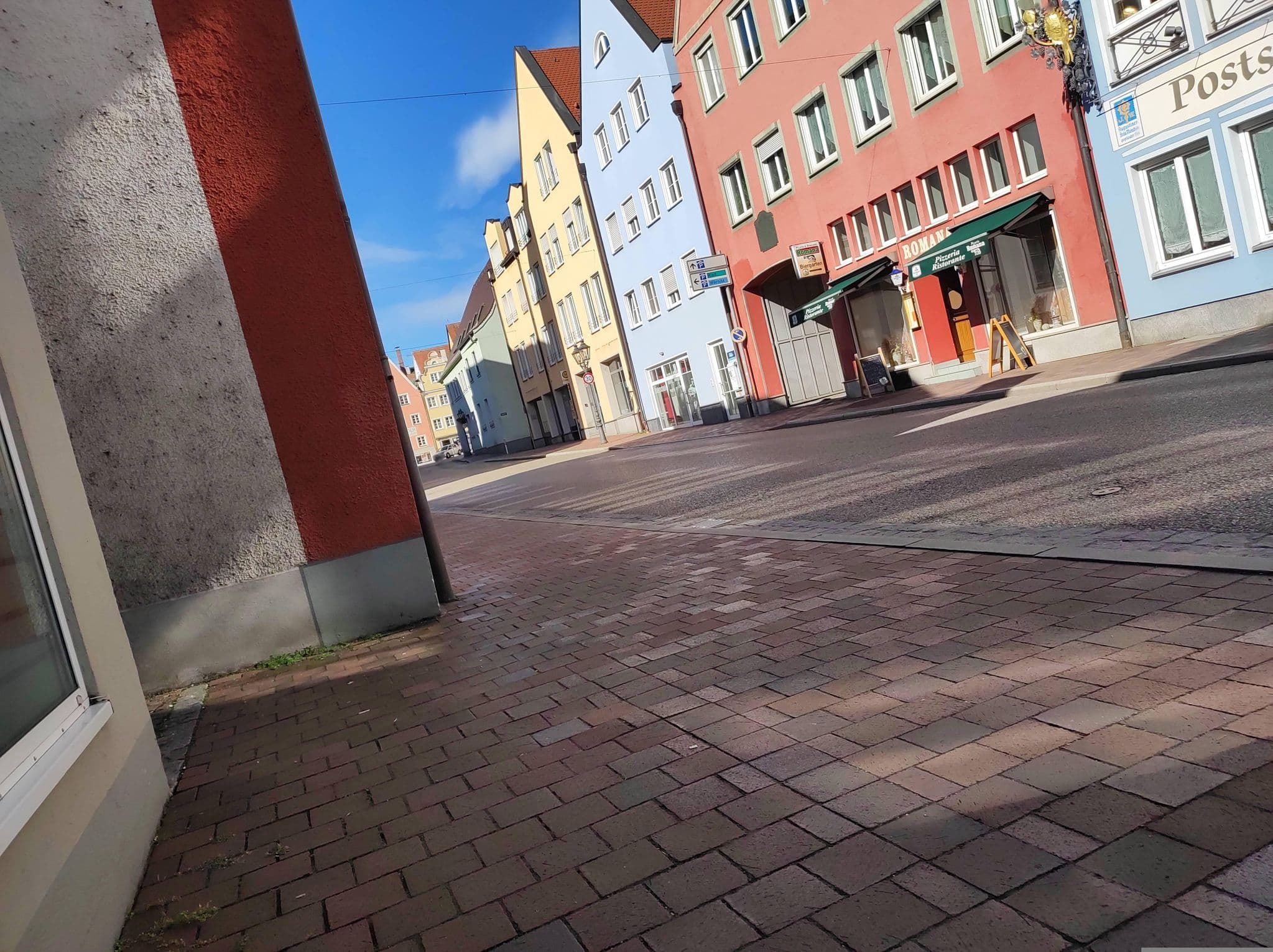 Street view near Posthotel Traube, Donauwörth — © msdess (CC BY-SA · Mapillary)
