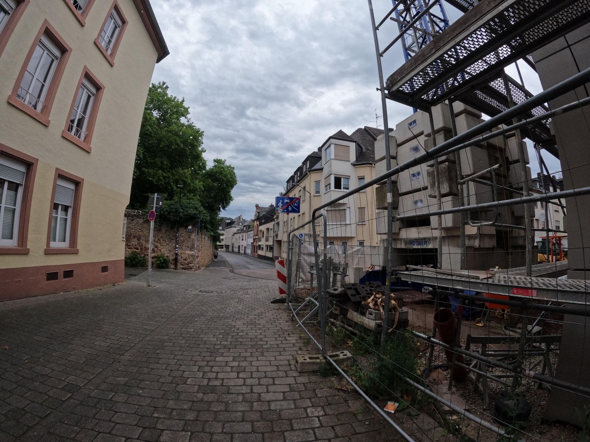 Street view near Ferienwohnung Ewald-Trier, Trier — © vinisa (CC BY-SA · Mapillary)
