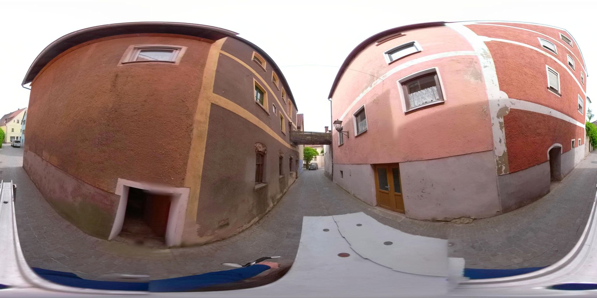 Street view near Schloss Raitenbuch, Kallmünz — © wegavision (CC BY-SA · Mapillary)