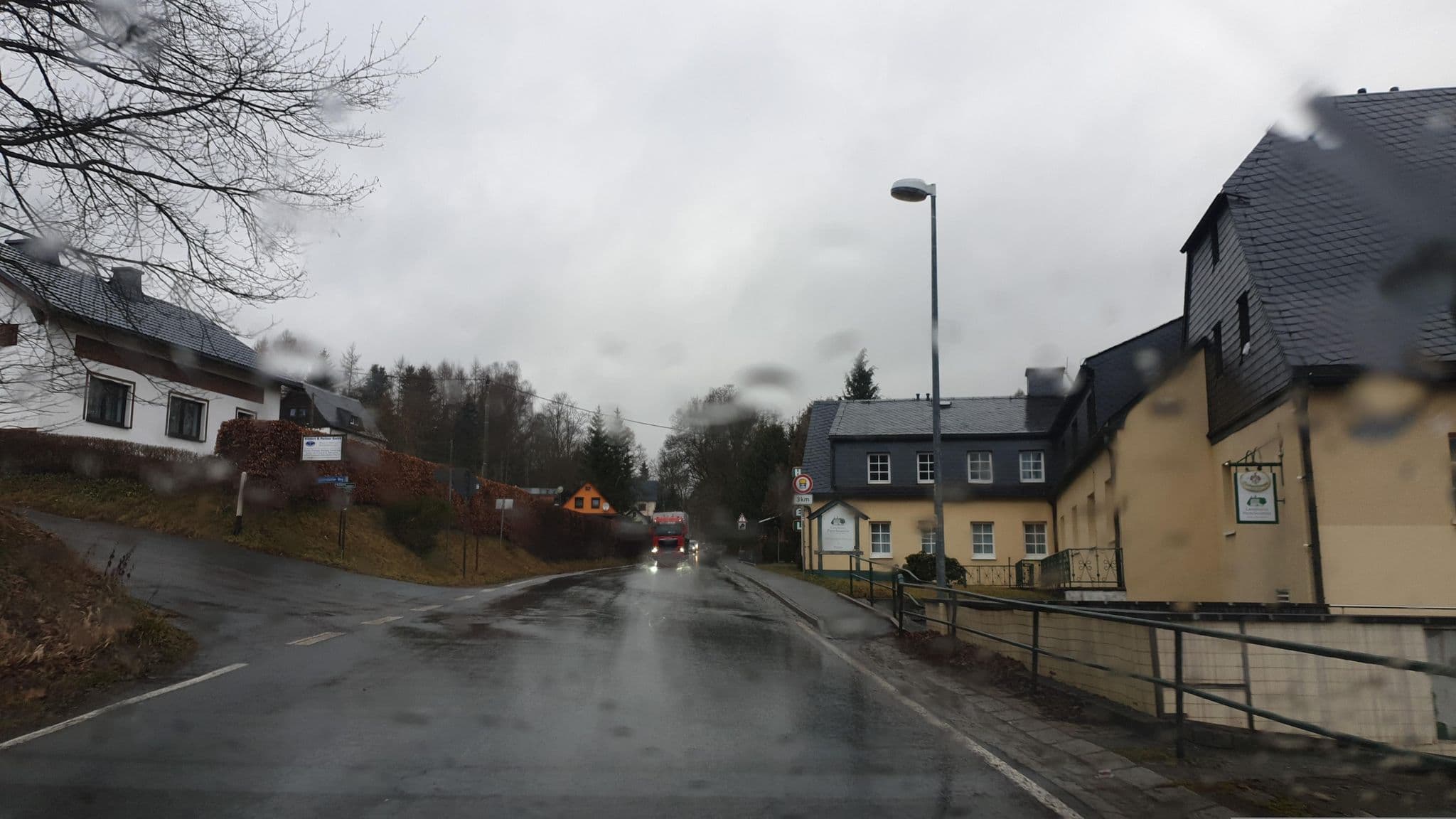 Street view near Landhaus Purschenstein, Seiffen — © canislupus (CC BY-SA · Mapillary)