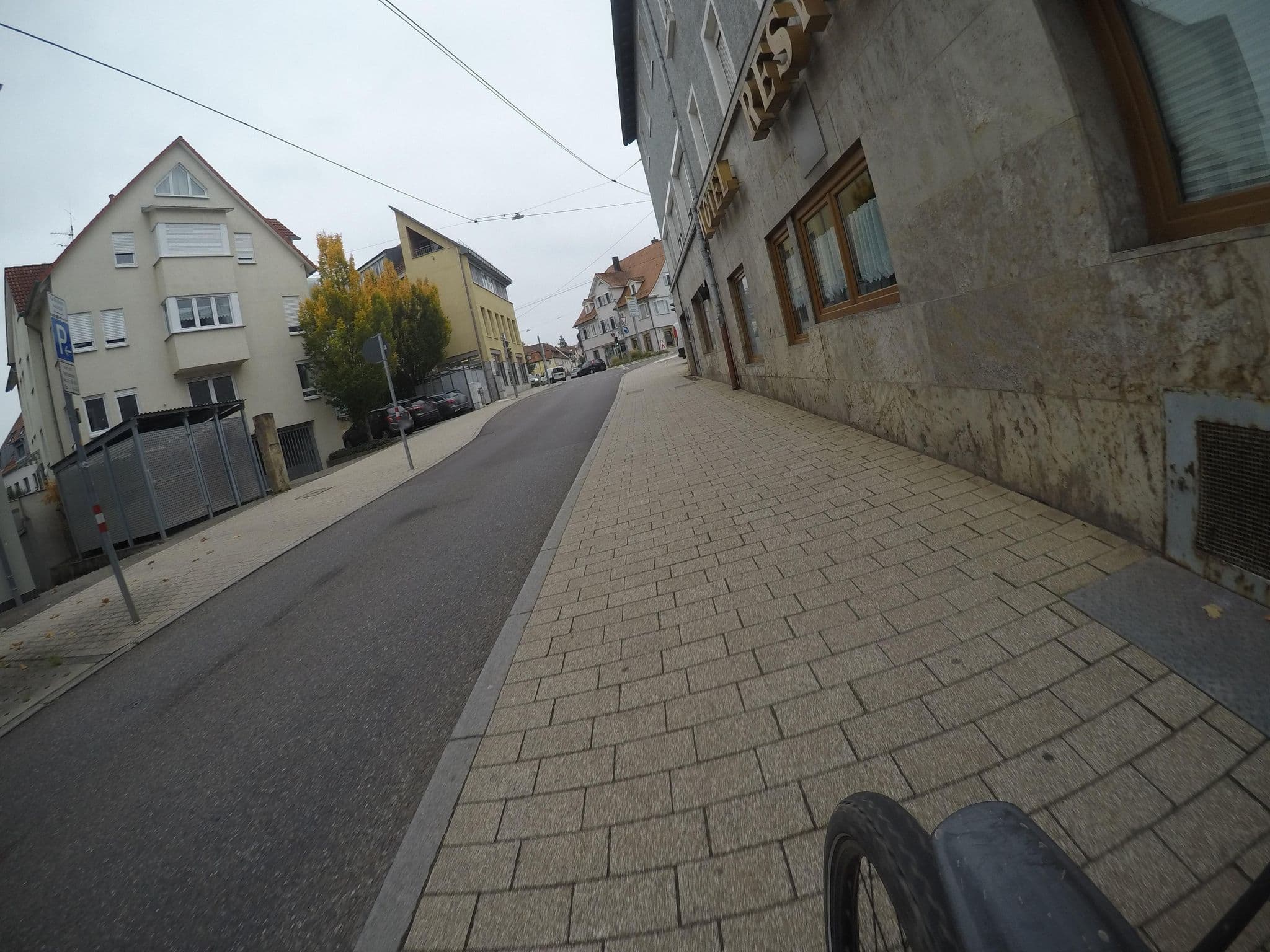 Street view near Airport-Hotel Filderpost, Leinfelden-Echterdingen — © mfa (CC BY-SA · Mapillary)