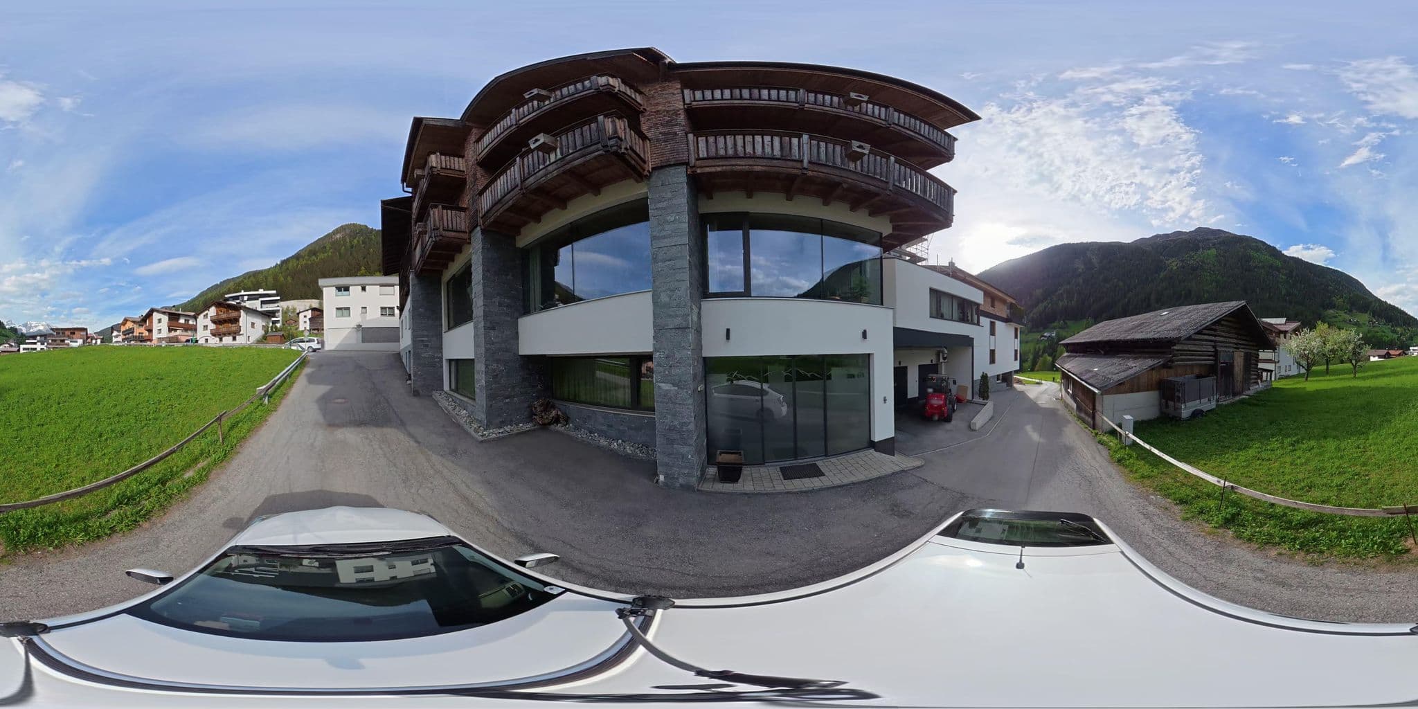 Street view near Hotel Weisses Lamm, See — © osmplus_org (CC BY-SA · Mapillary)