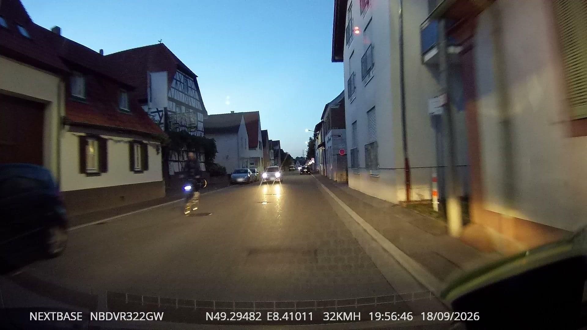 Street view near Zum Engel, Dudenhofen — © derlipper (CC BY-SA · Mapillary)