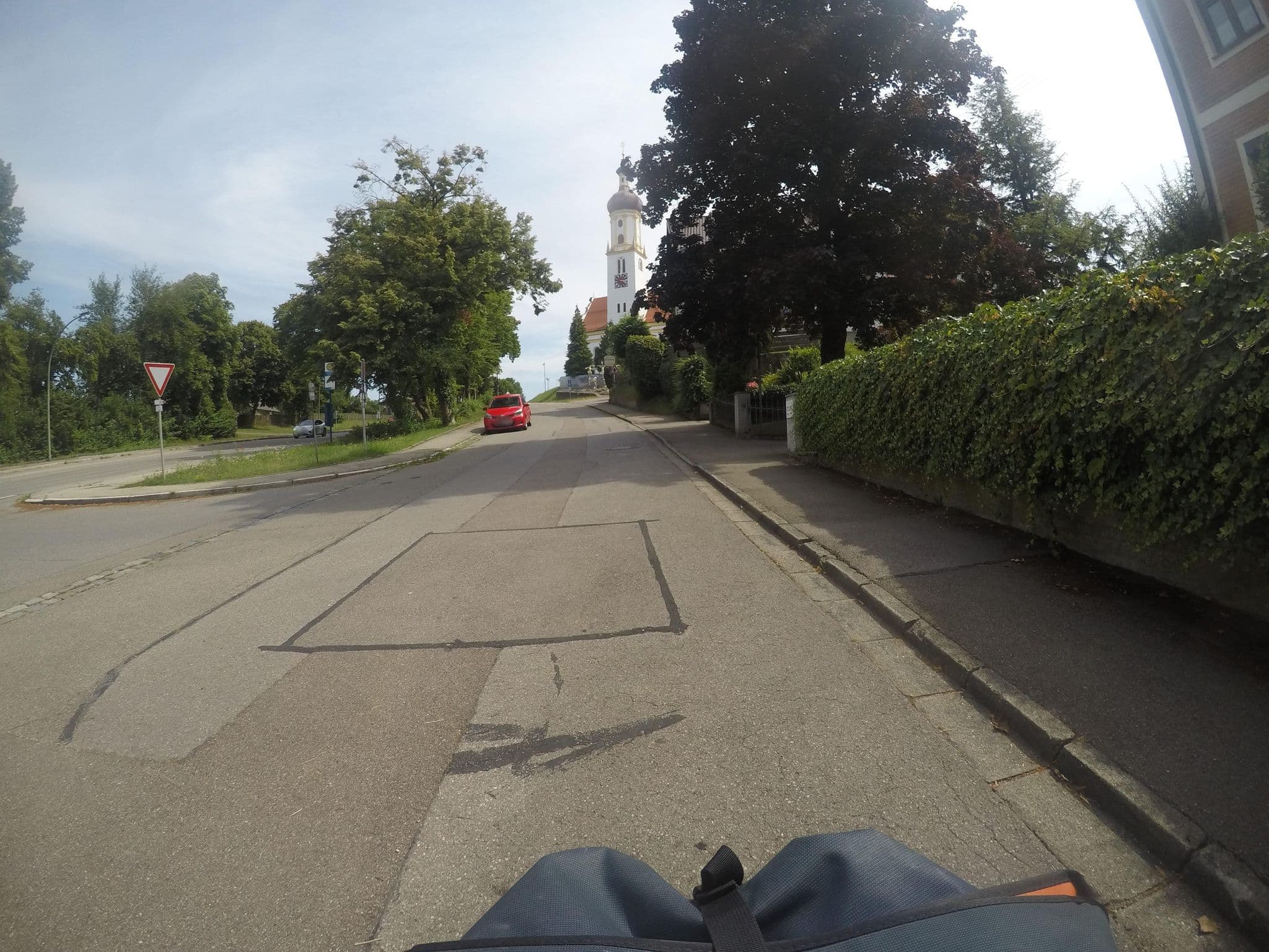 Street view near Huckerwirt, Biberbach — © mfa (CC BY-SA · Mapillary)