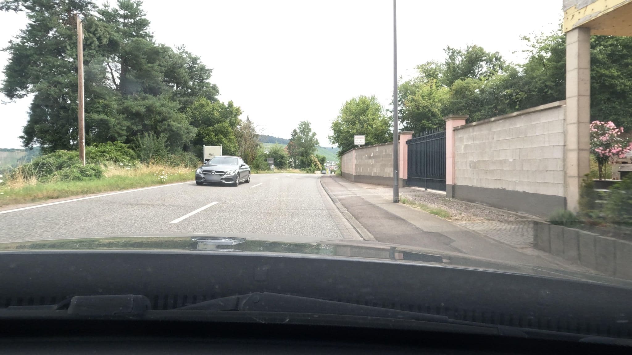 Street view near Ferienwohnung Eiden, Ayl — © vinisa (CC BY-SA · Mapillary)