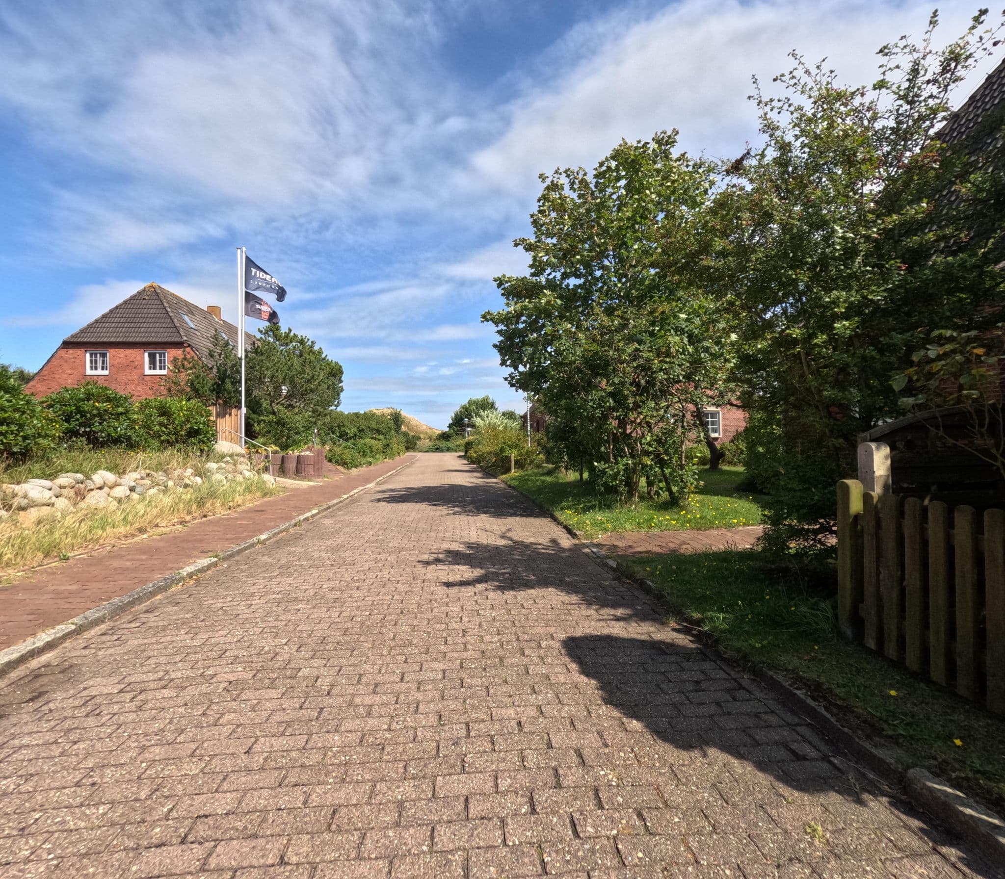 Street view near Haus Dünendrifft, Langeoog — © rempshaener (CC BY-SA · Mapillary)