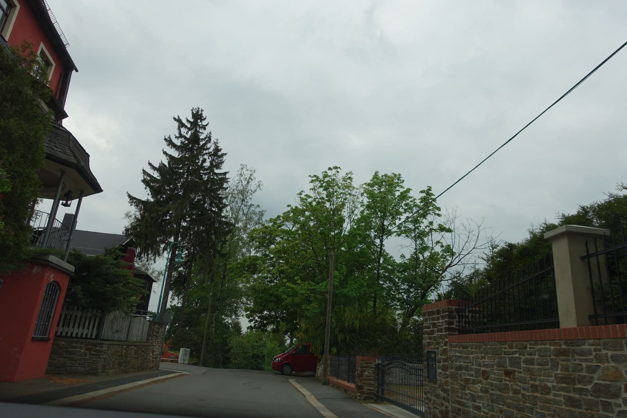 Street view near Hotel "Cafe Friedrich", Augustusburg — © malenki (CC BY-SA · Mapillary)