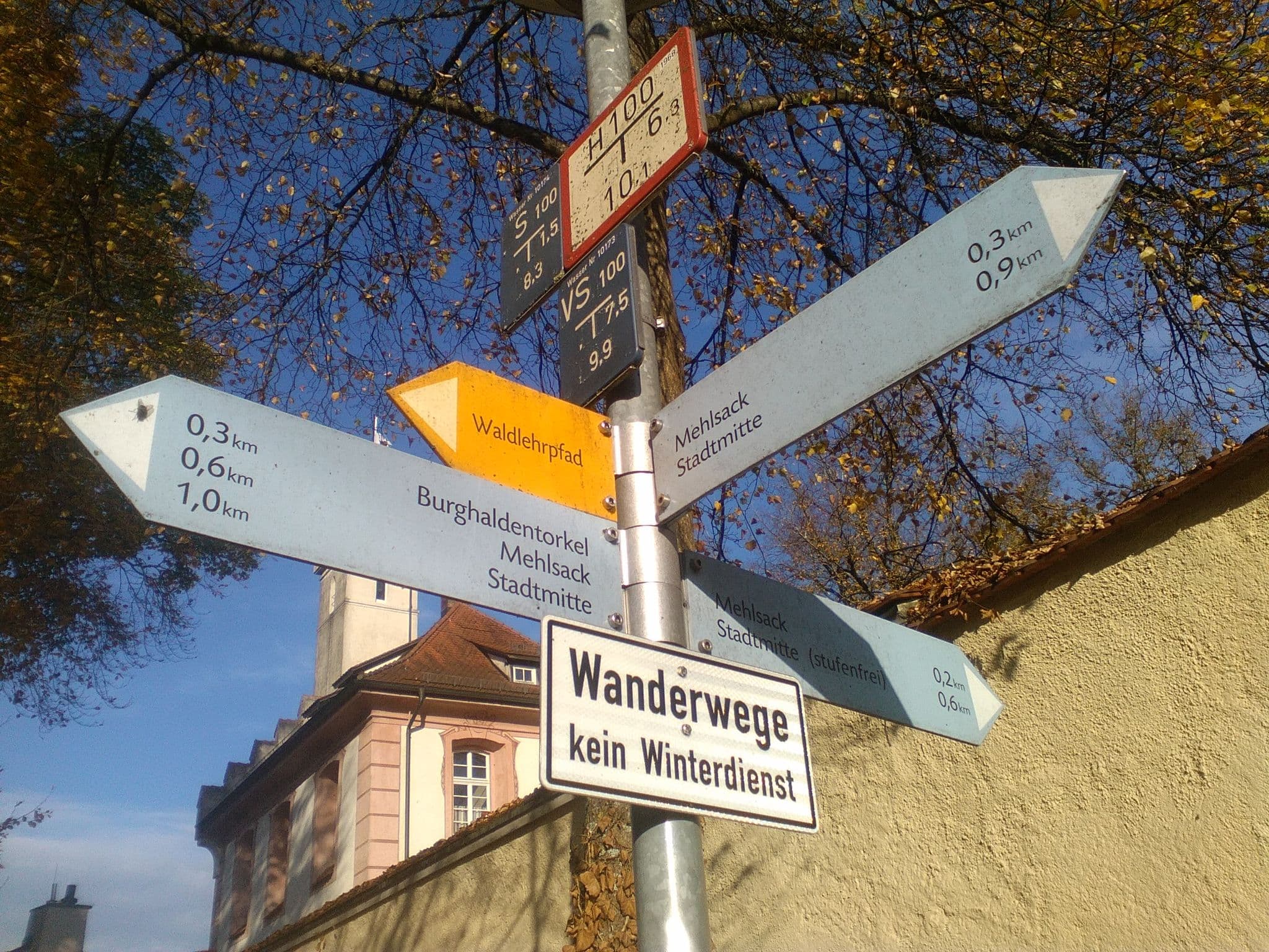 Street view near Jugendherberge Veitsburg Ravensburg, Ravensburg — © 5rmft (CC BY-SA · Mapillary)
