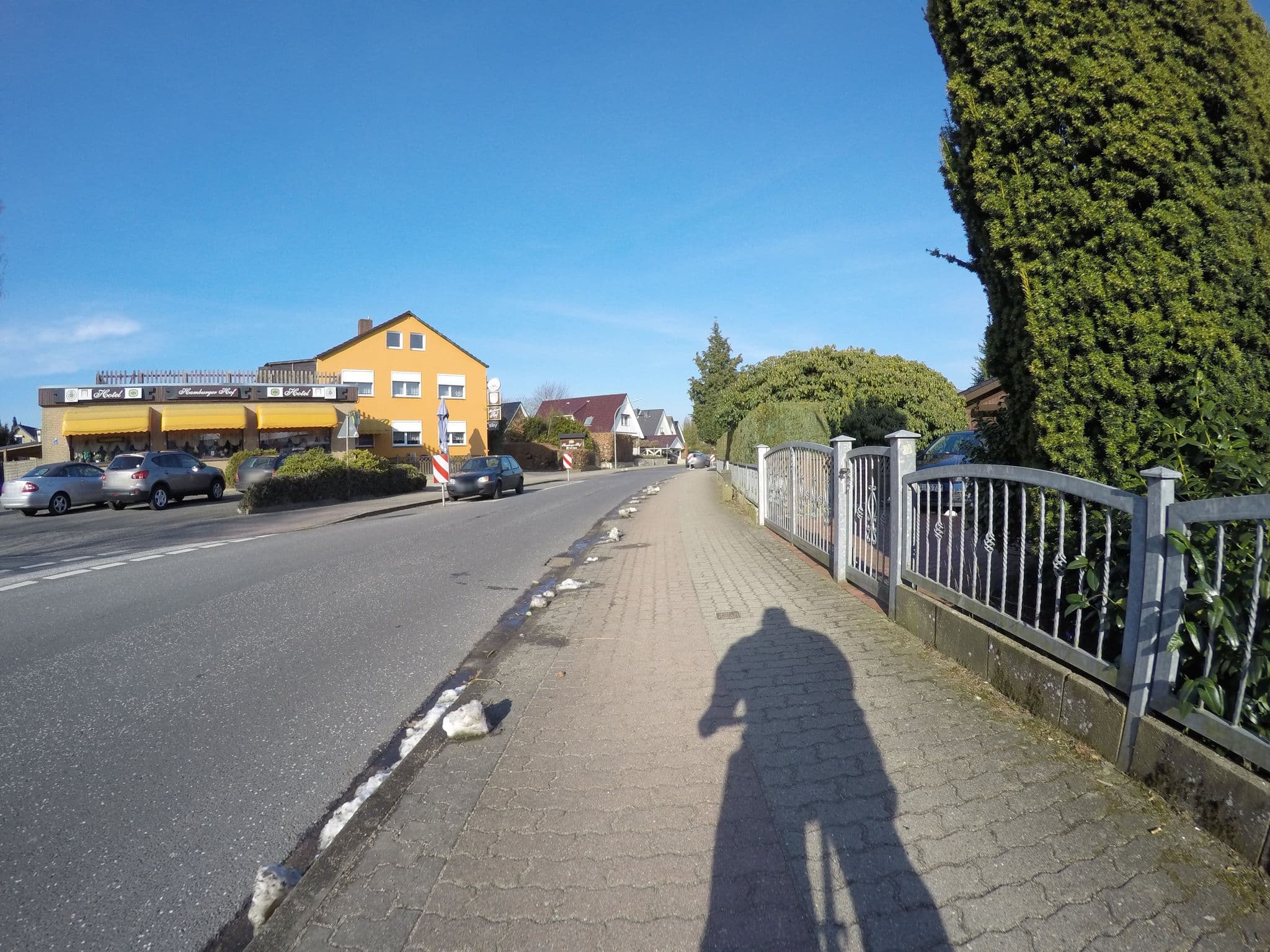 Street view near Hamburger Hof, Quickborn — © cougarius (CC BY-SA · Mapillary)