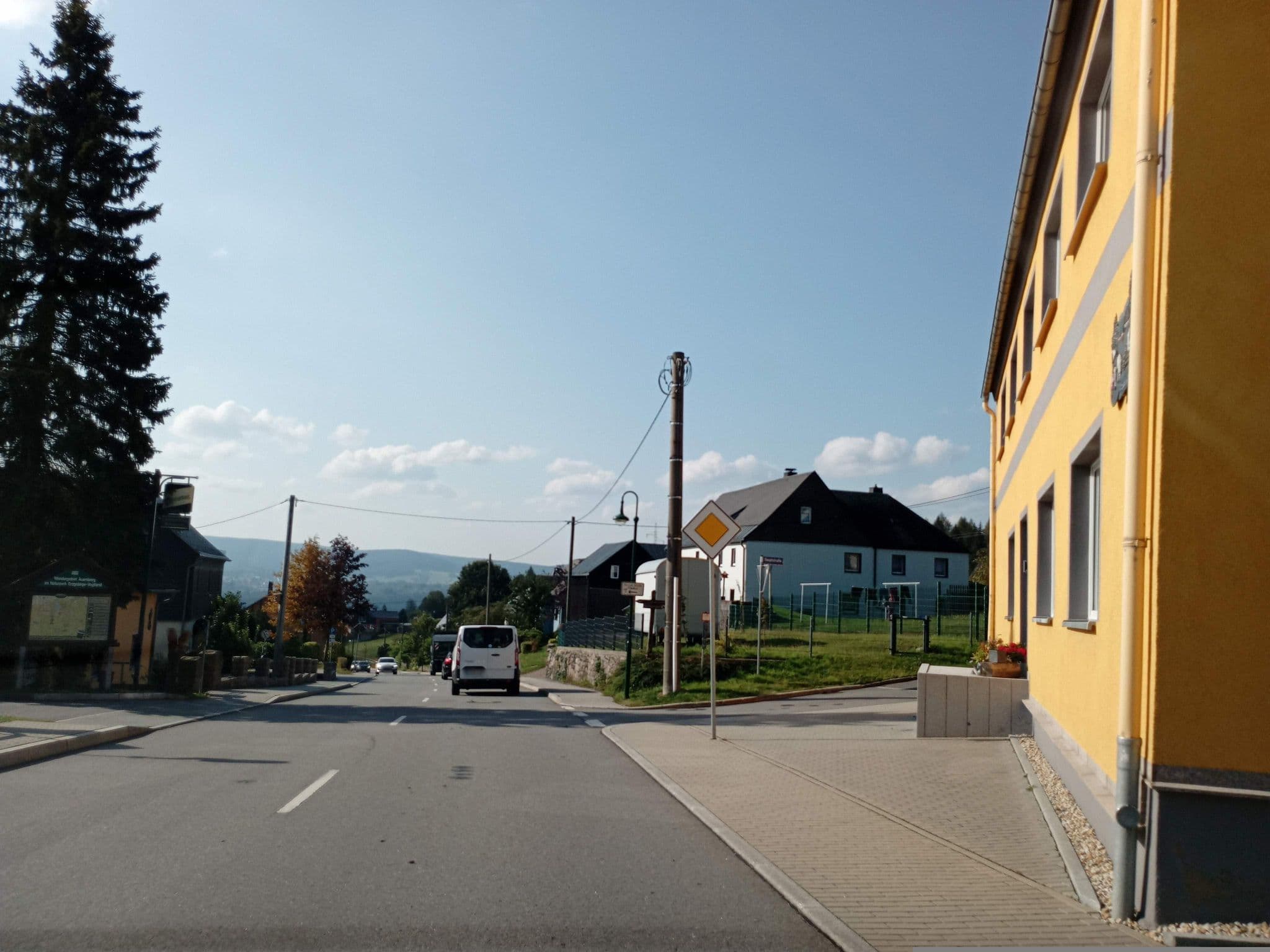 Street view near Landhotel "Am alten Zollhaus", Zschorlau — © atze02 (CC BY-SA · Mapillary)