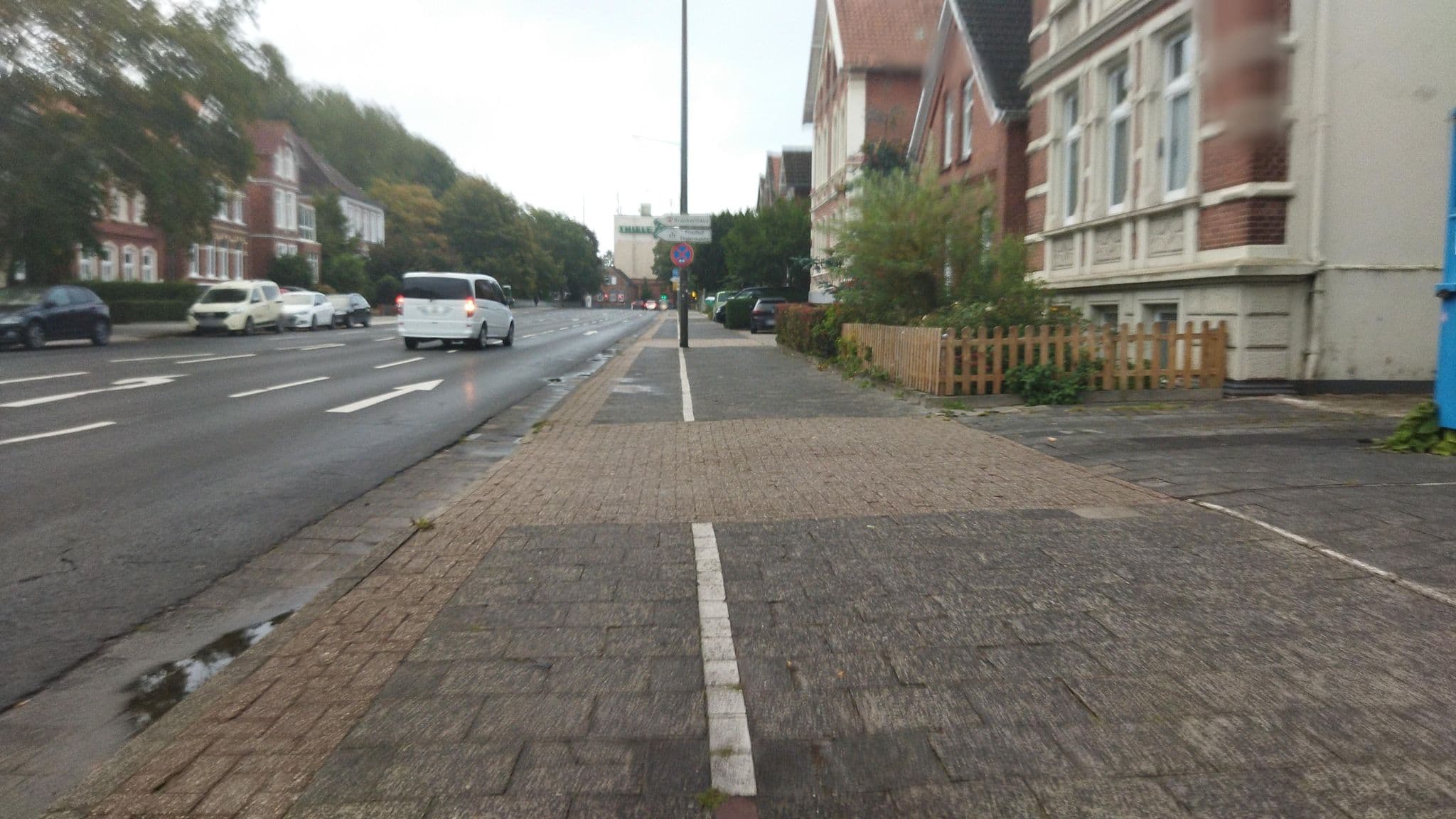 Street view near Kronprinz, Emden — © changchun1 (CC BY-SA · Mapillary)