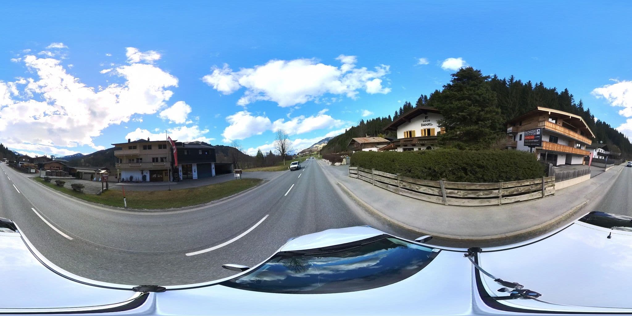Street view near Alte Bildhauerei, Aurach — © osmplus_org (CC BY-SA · Mapillary)